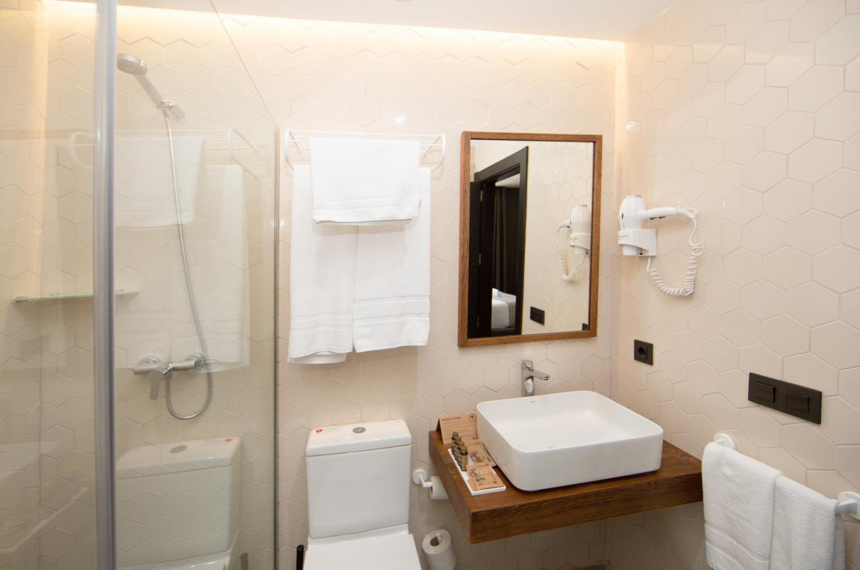 Superior Double or Twin Room with Views photo 3