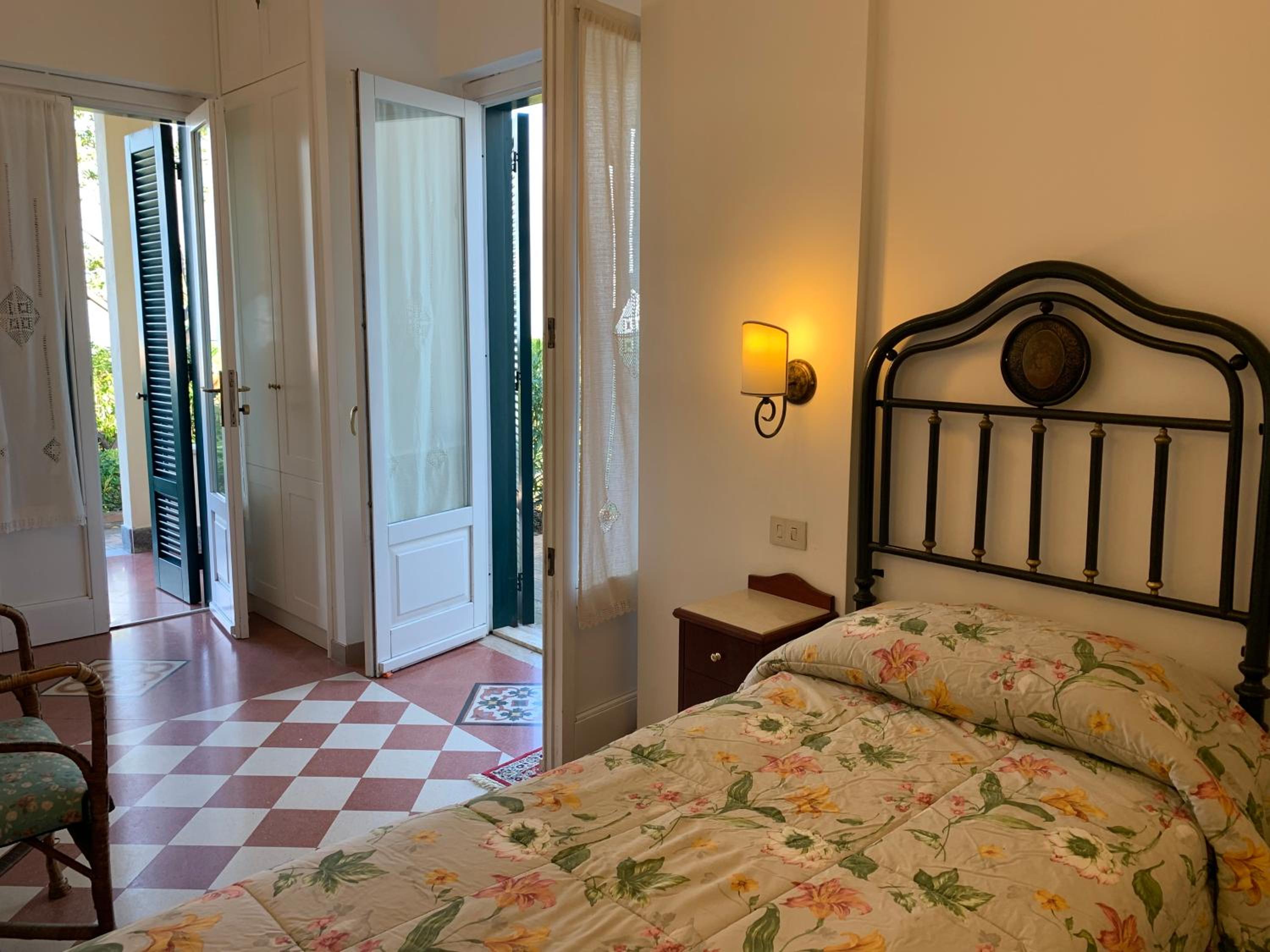 Superior Triple Room with Patio and Sea View