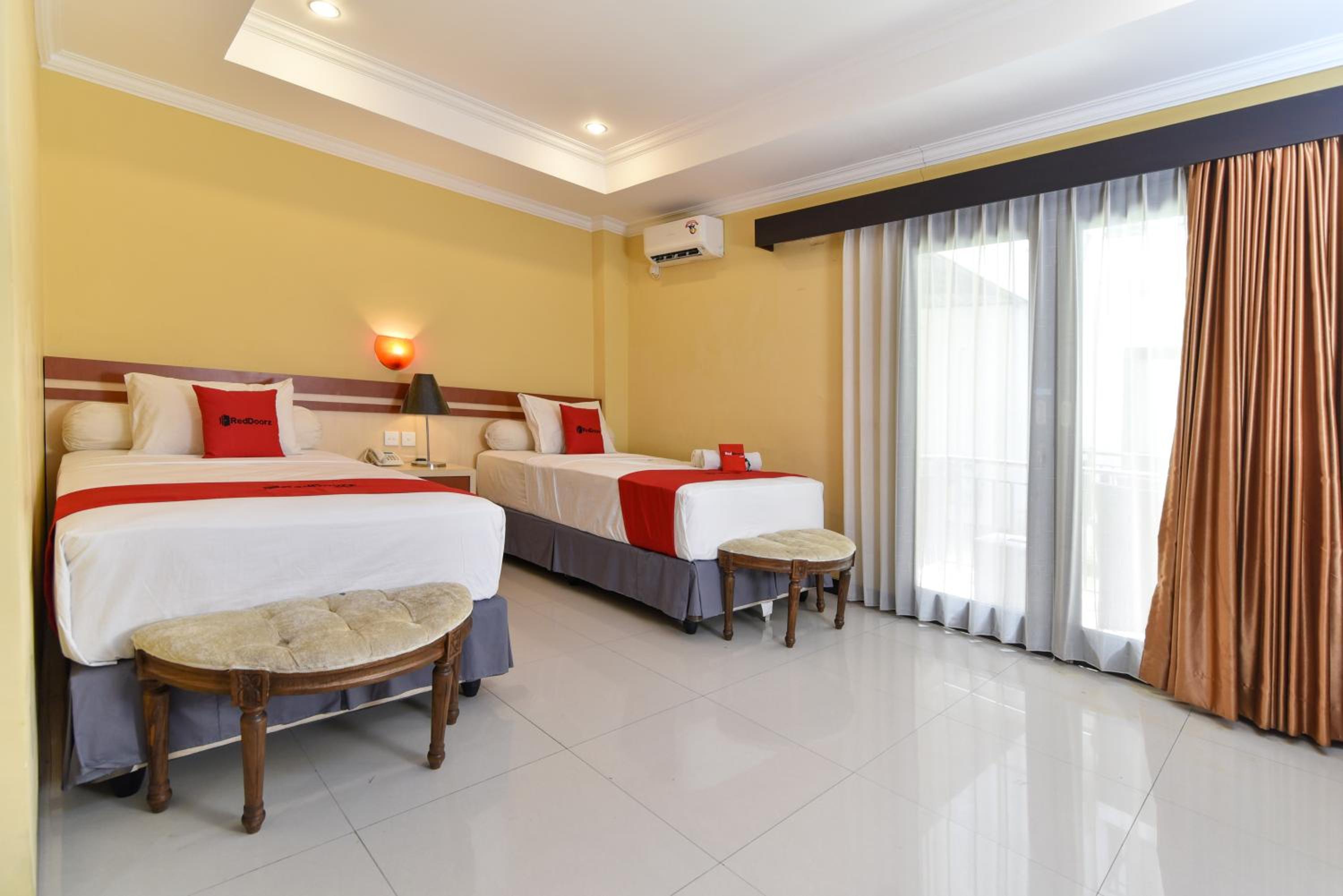 Deluxe Twin Room - Photo 2