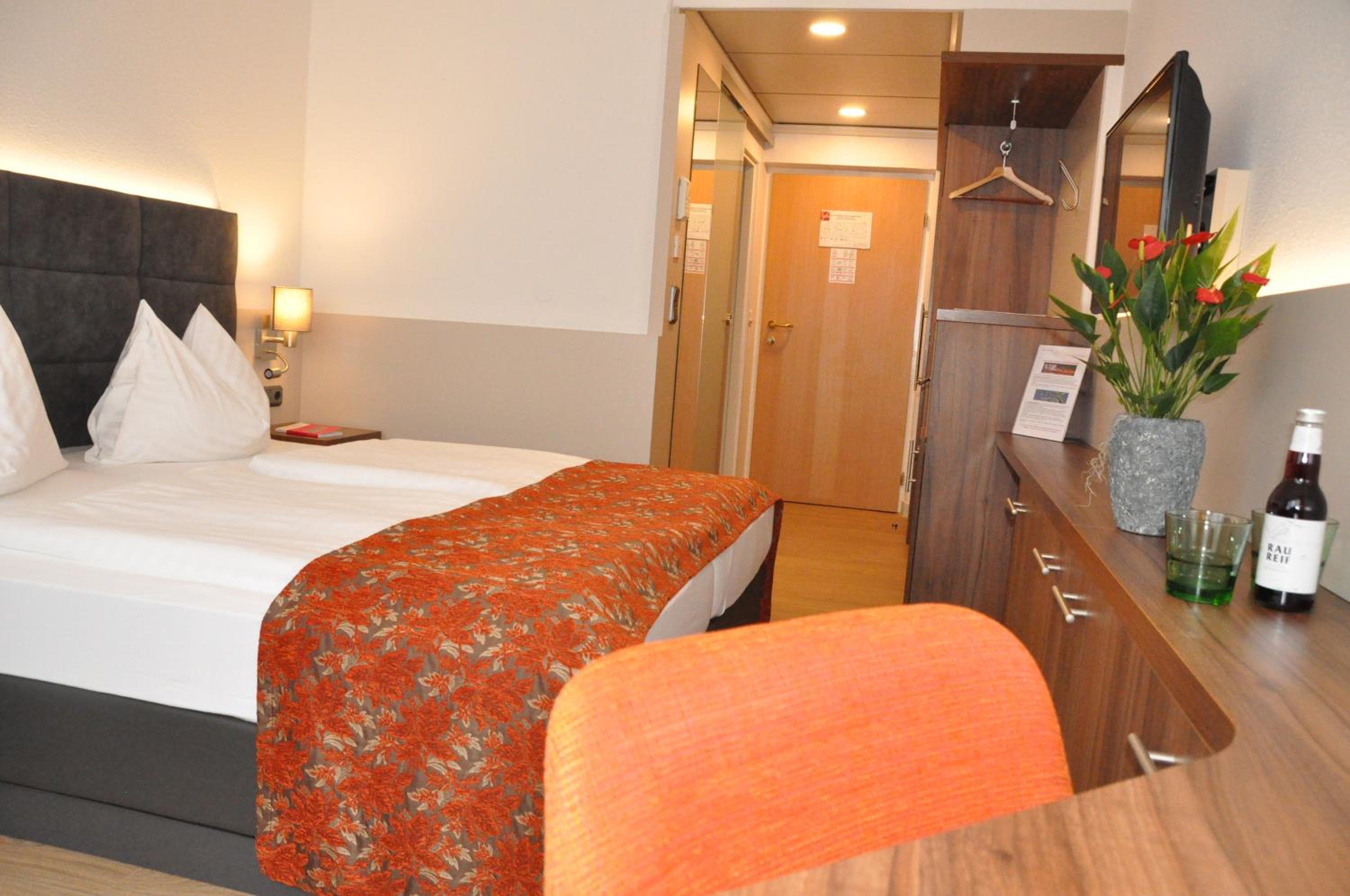 Single Room photo 3