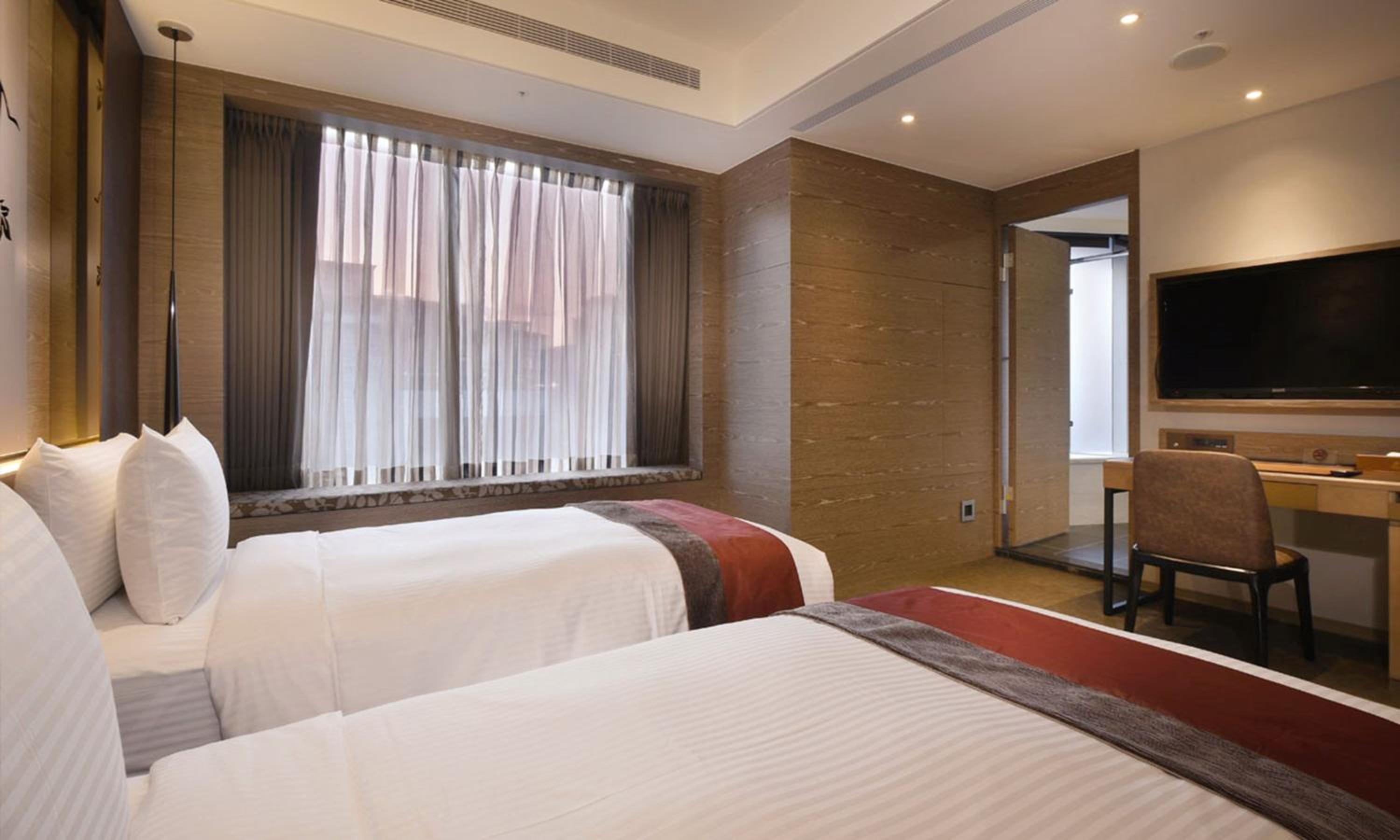 Superior Twin Room photo 3