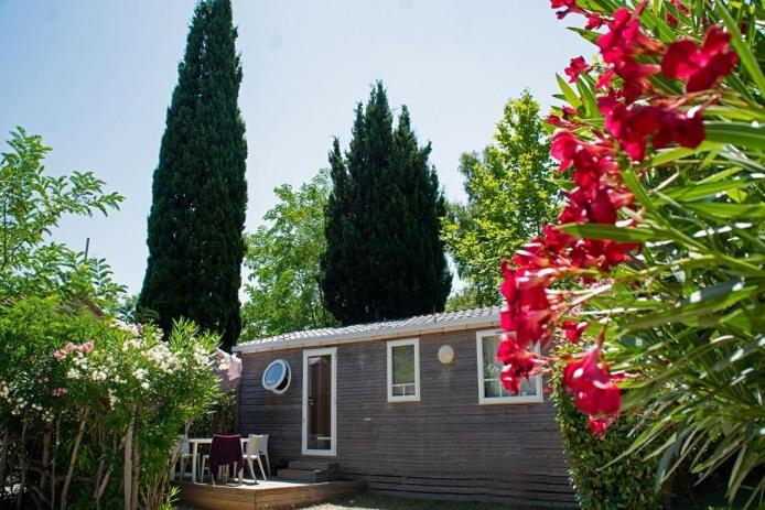 Mobile Home (2 Adults) photo 2