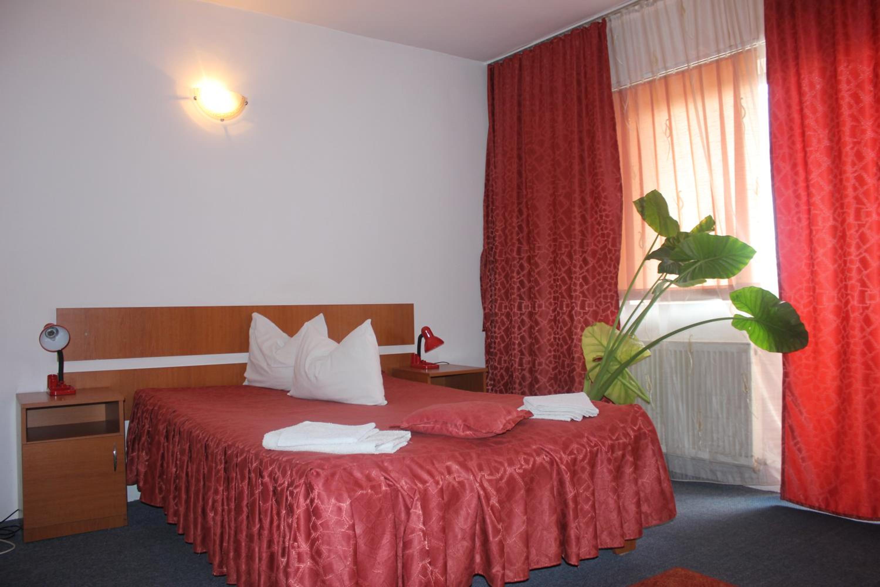 Standard Double Room photo 3