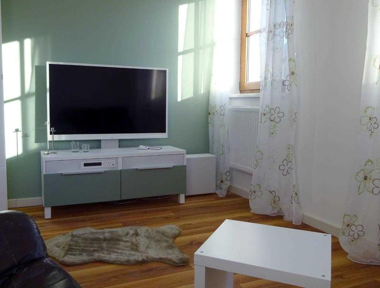Apartment Upper Floor photo 1