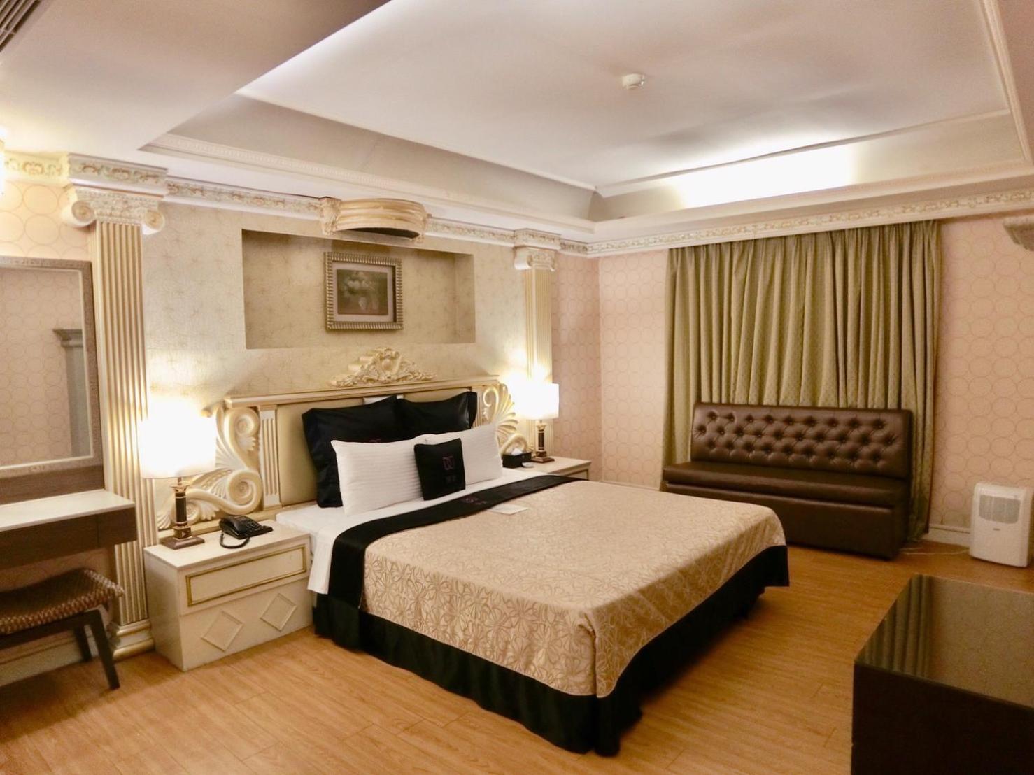 Deluxe Business Double Room - Public Parking photo 1