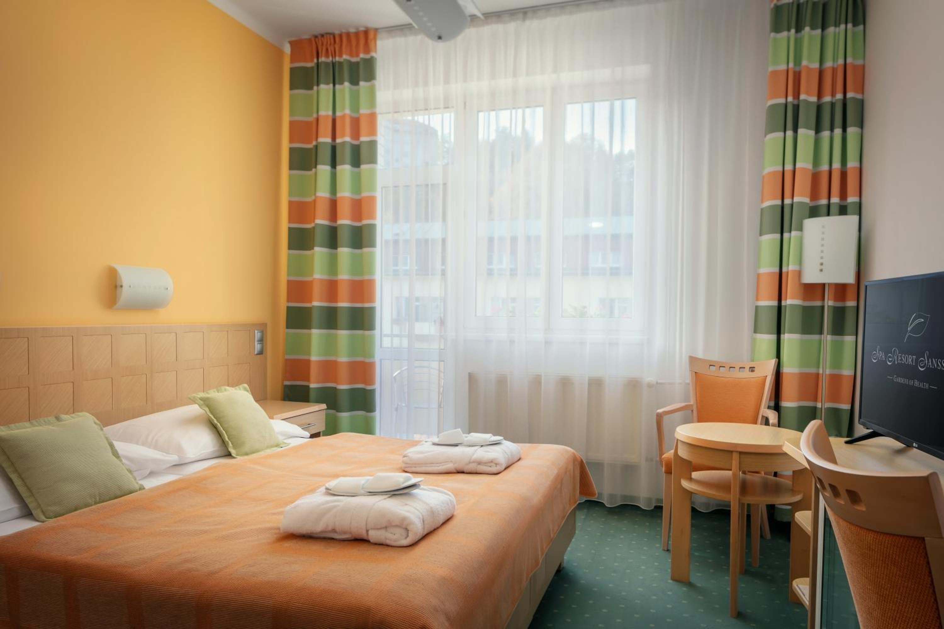 Quadruple Room with Wellness Access photo 1
