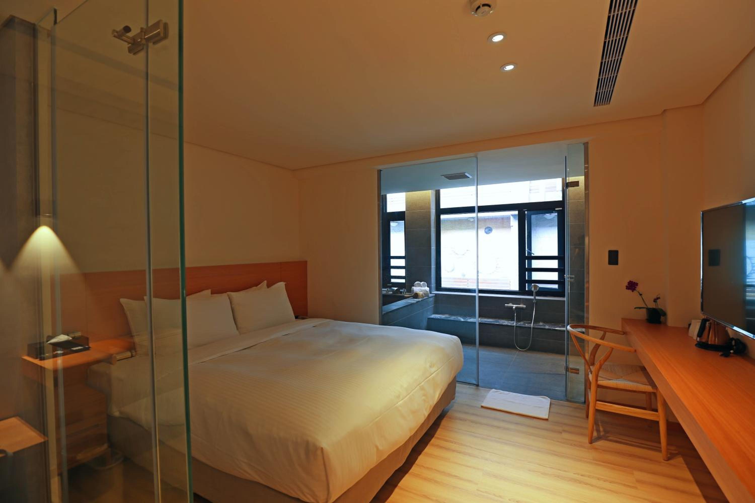 Standard Double Room photo 2