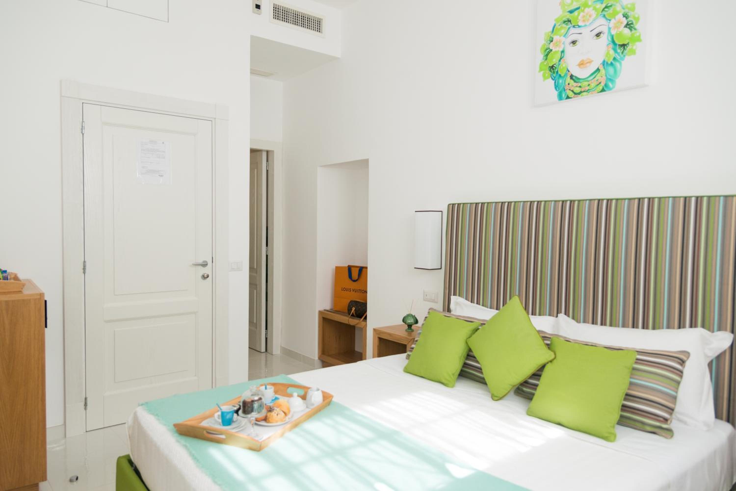 Double Room - Photo 1