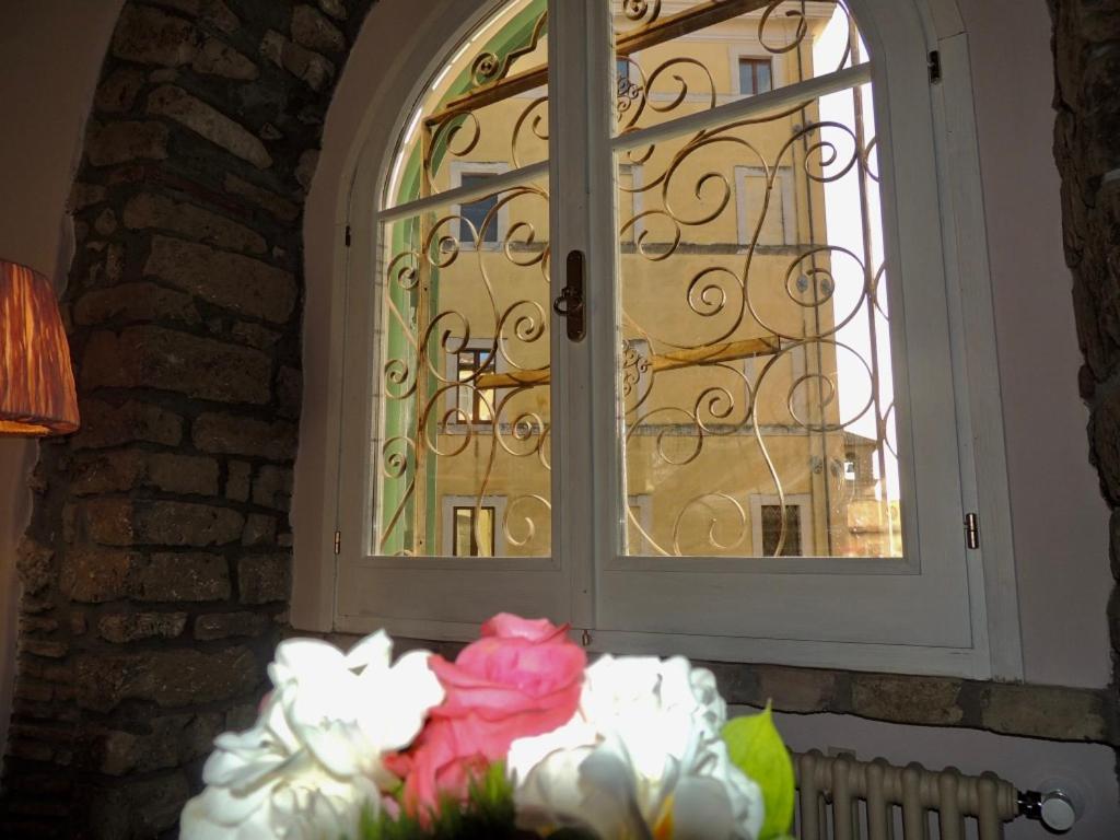 Two-Bedroom House - Photo 24