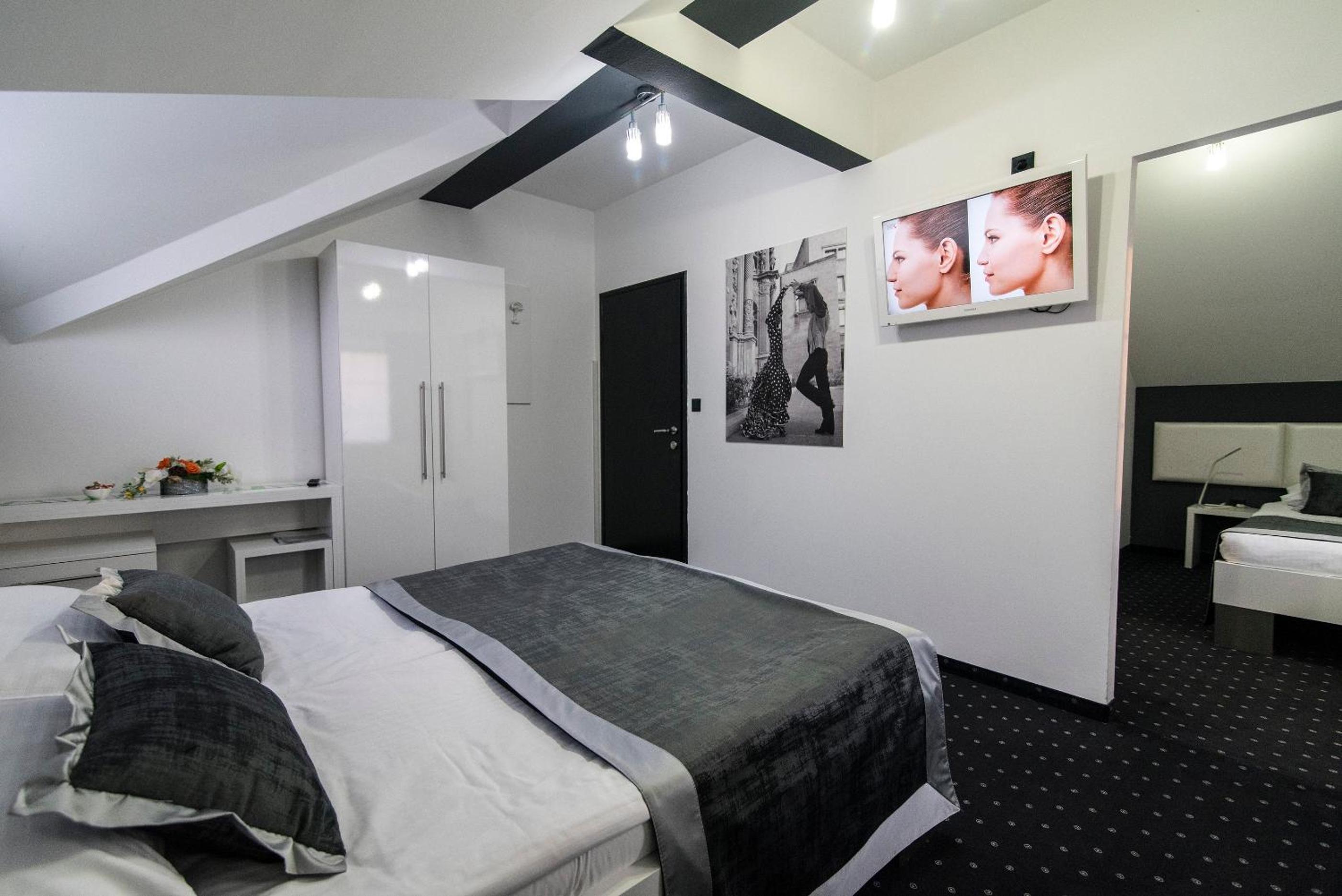 Comfort Triple Room photo 1