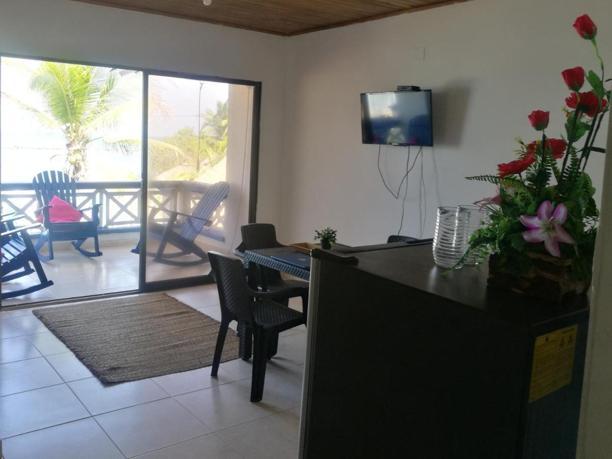 One-Bedroom House photo 1
