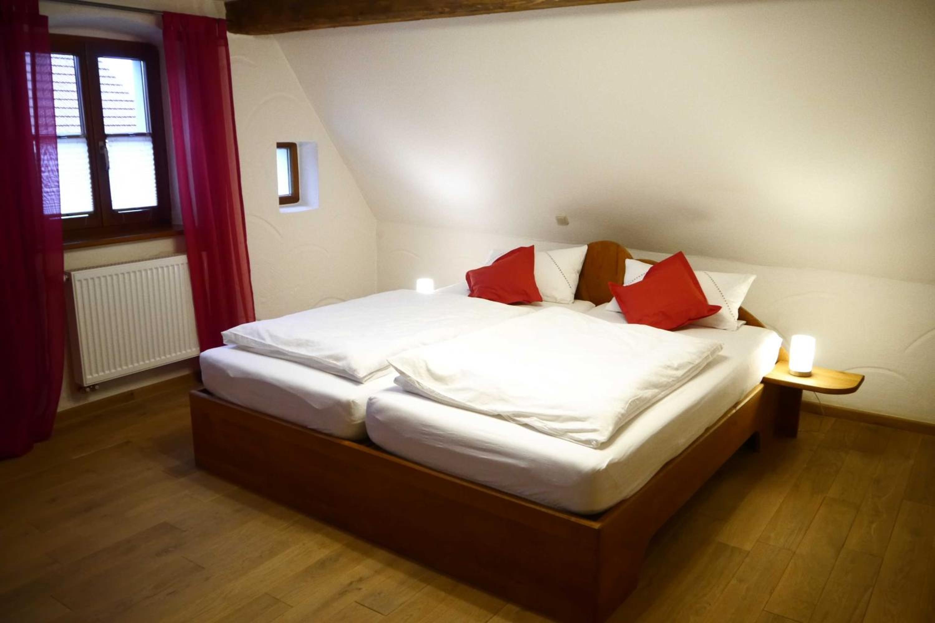 One-Bedroom House photo 1