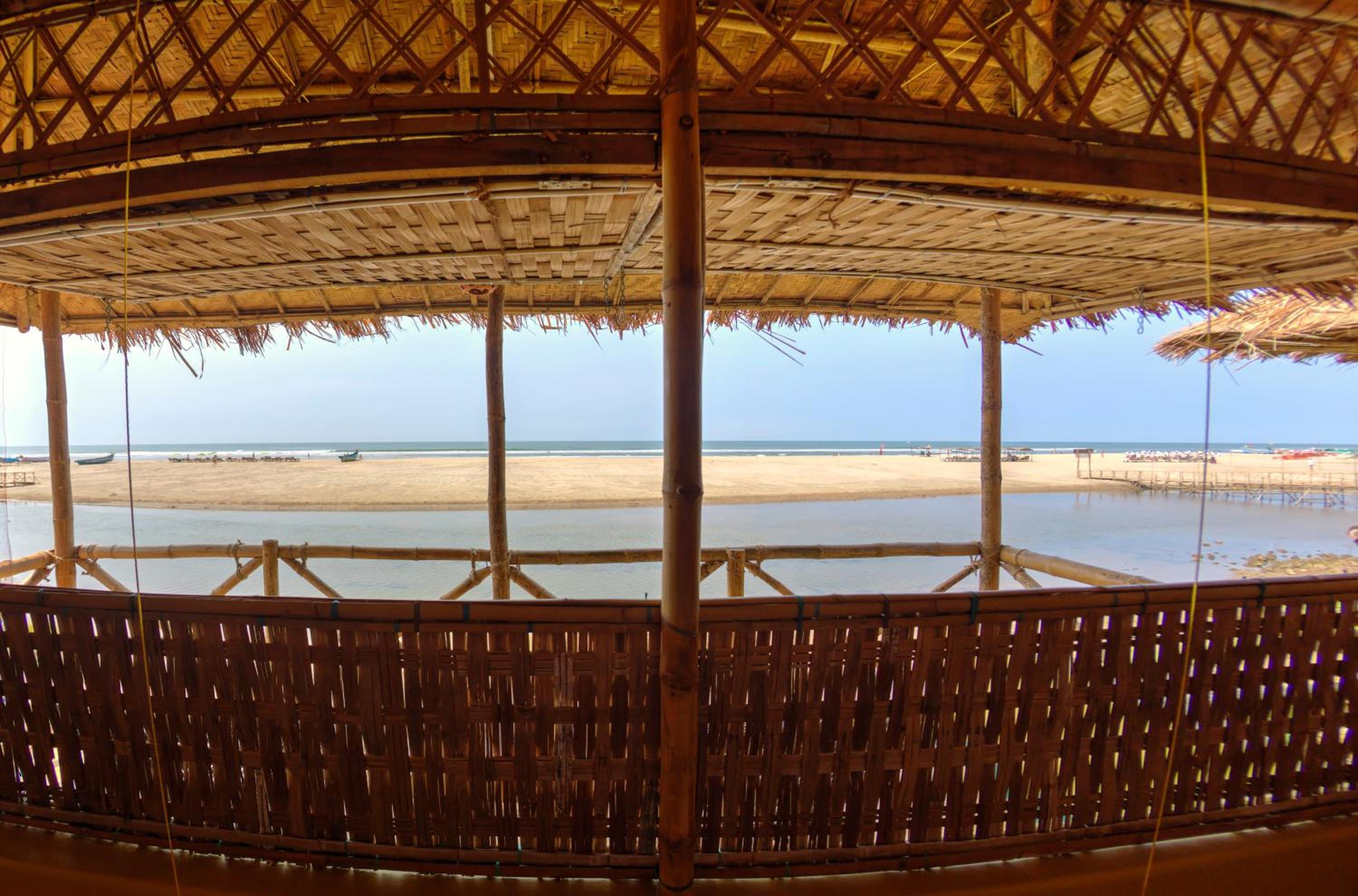 Beach Front Cottage photo 2