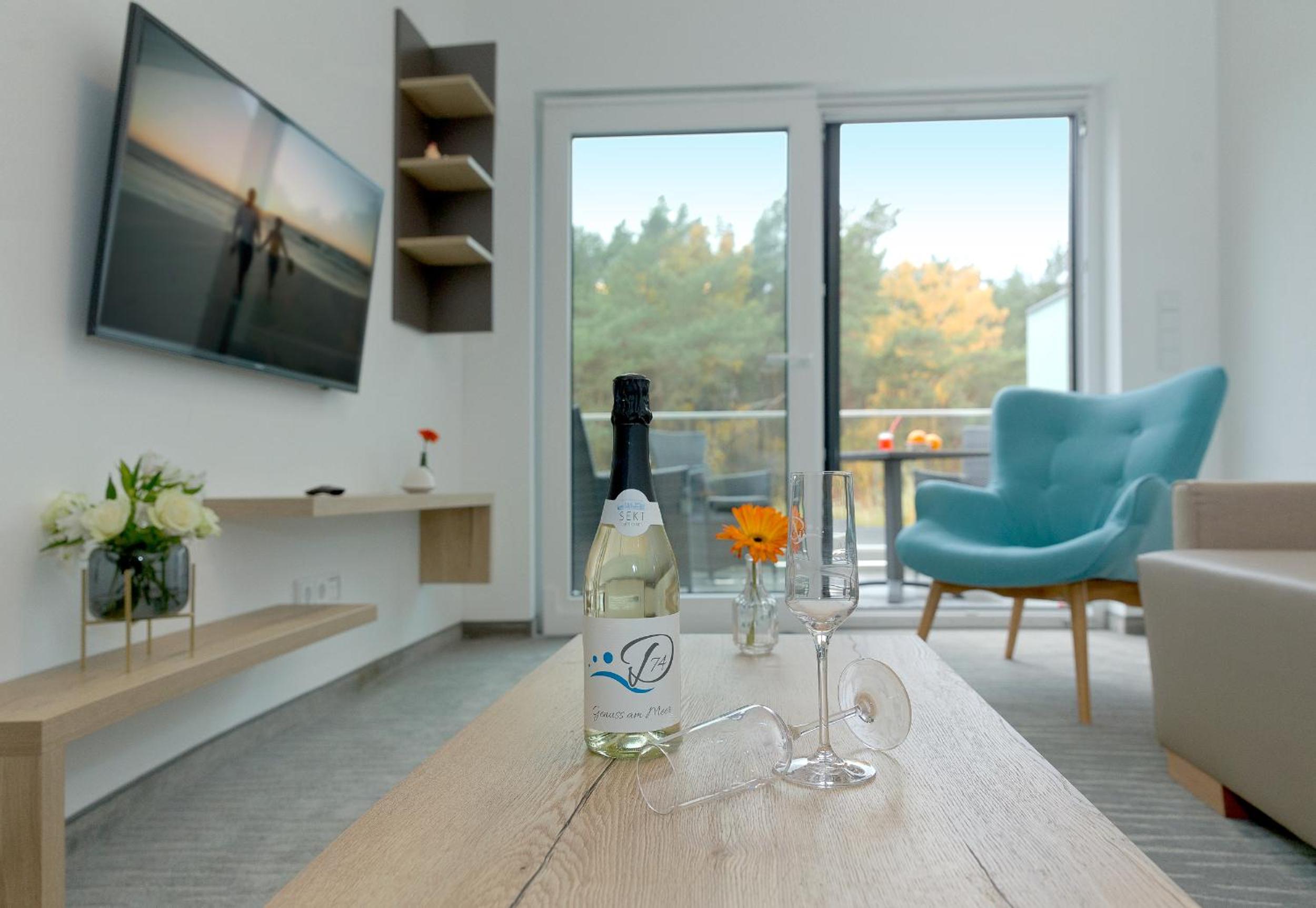 Family Room with Balcony/Terrace