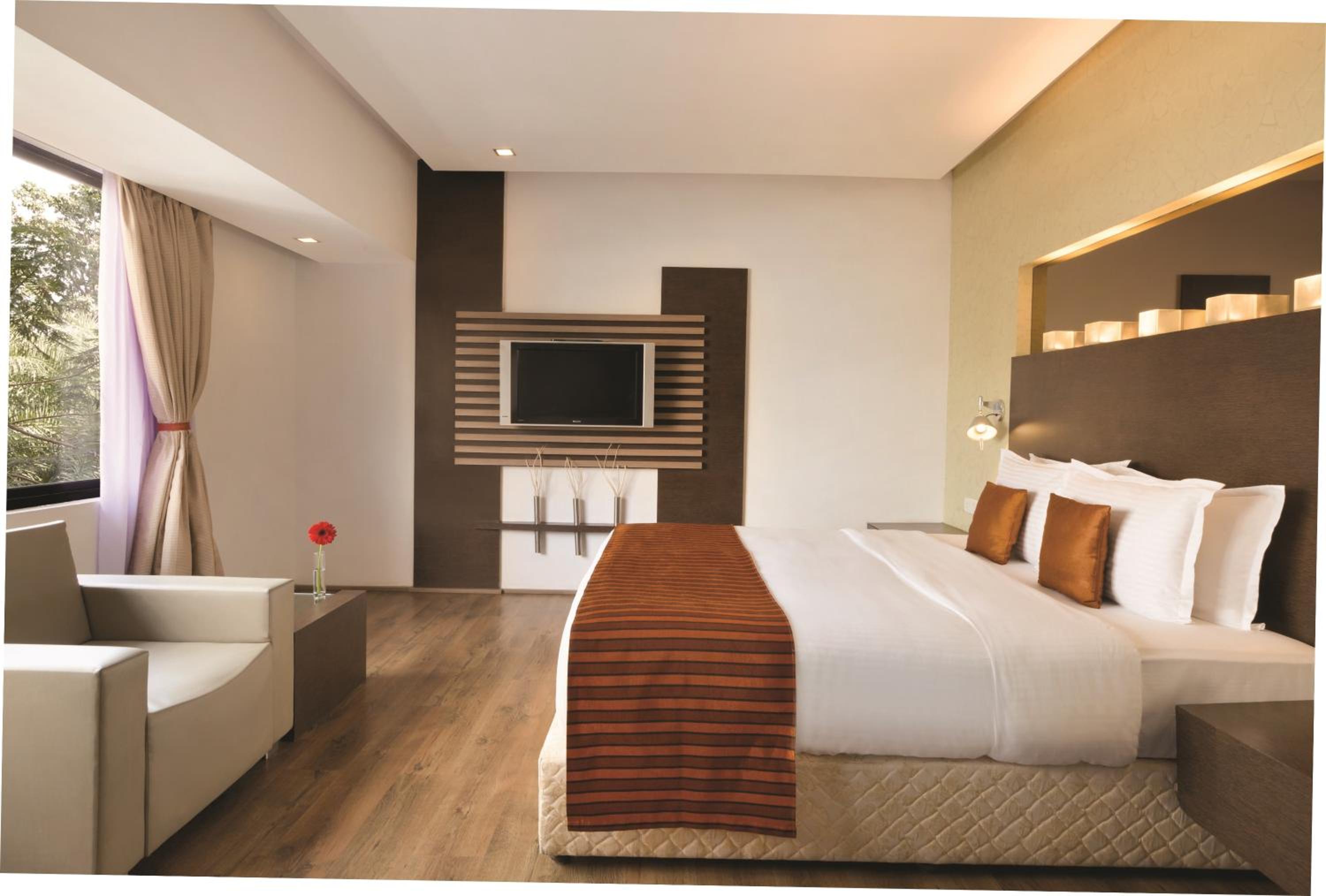 Executive King Room - Book & Unlock Exclusive Deals photo 1