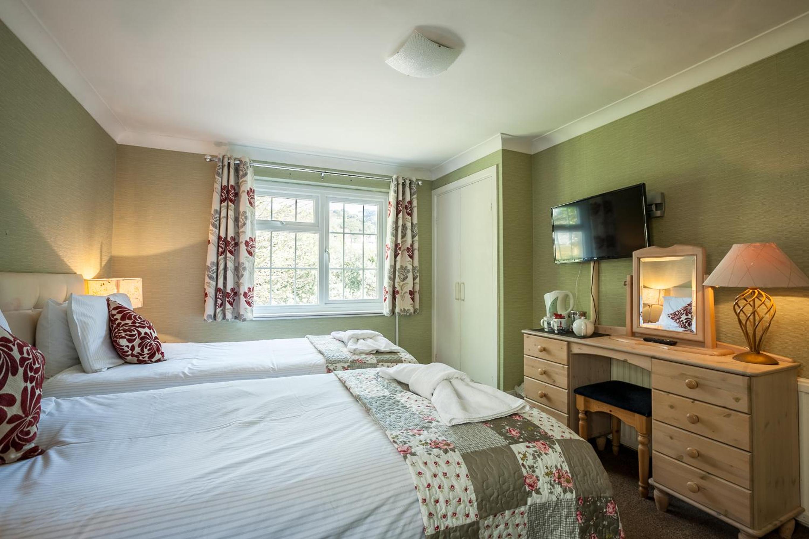 Cozy Twin Room photo 3