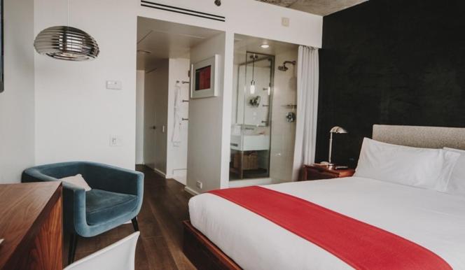 Superior Queen Room with Balcony