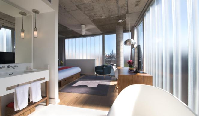Superior King Corner Room