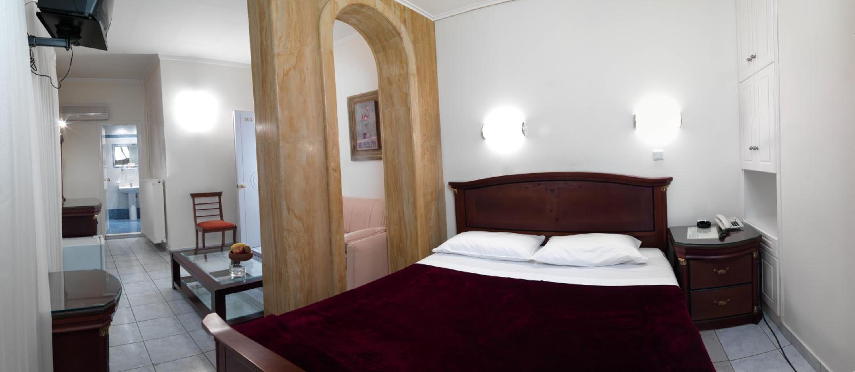 Twin Room - Photo 3