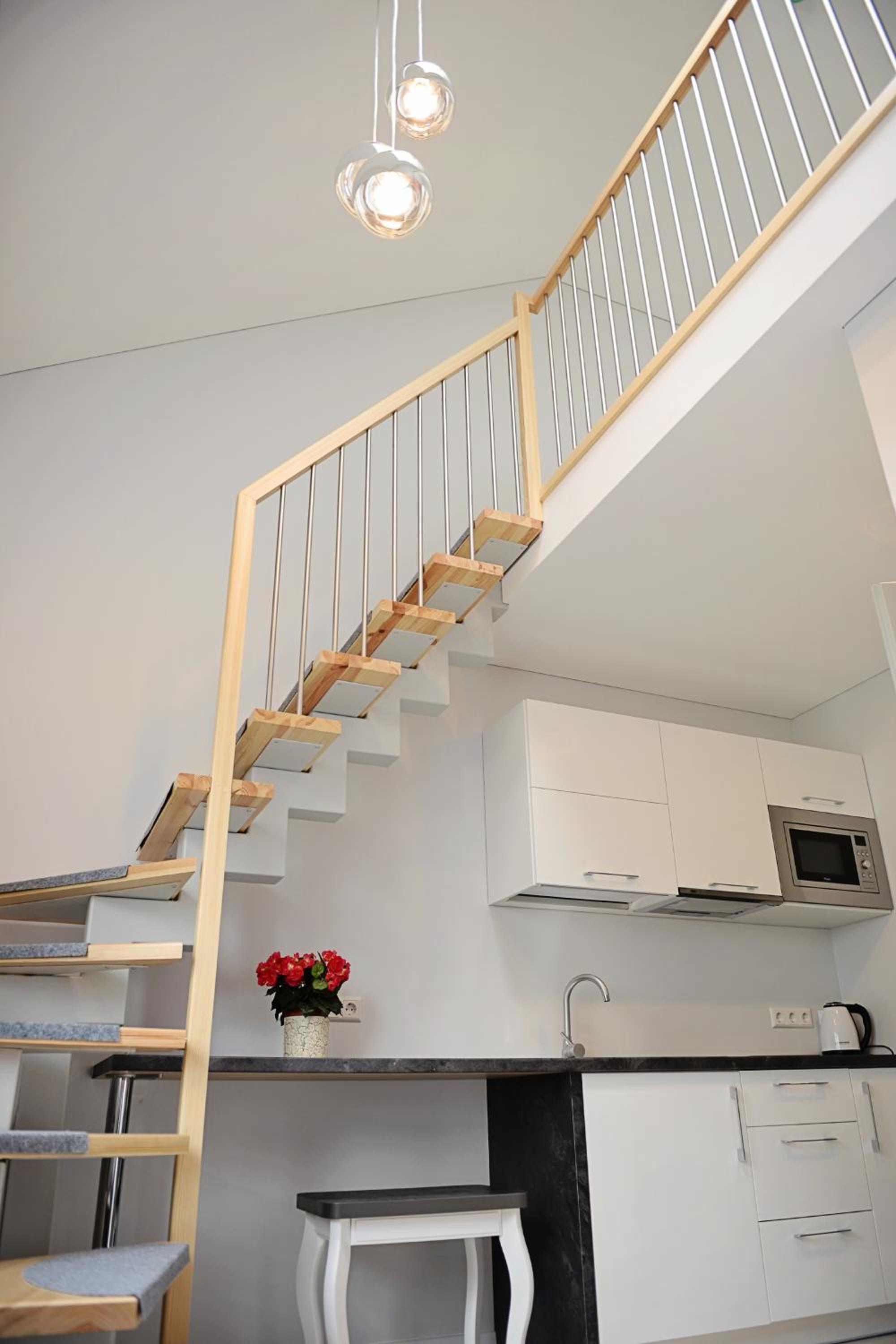 Loft - Photo 6