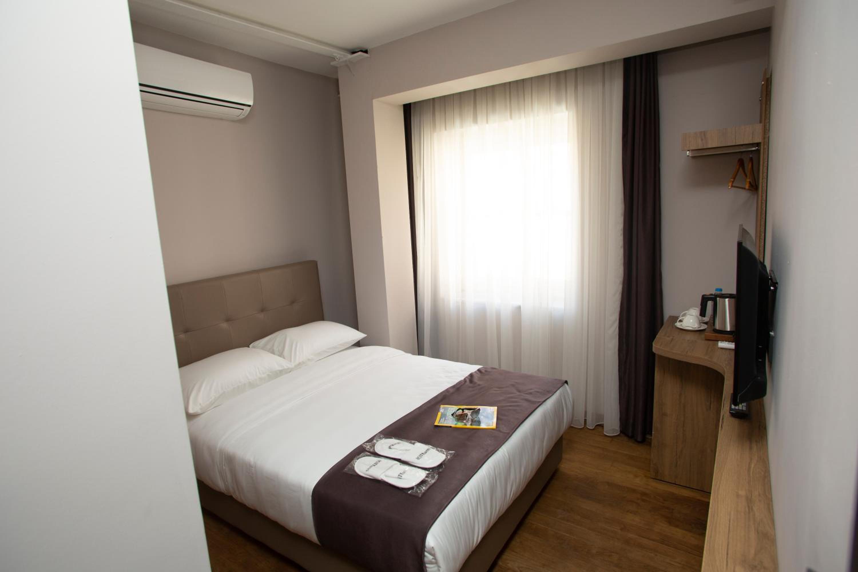 Standard Double Room photo 1