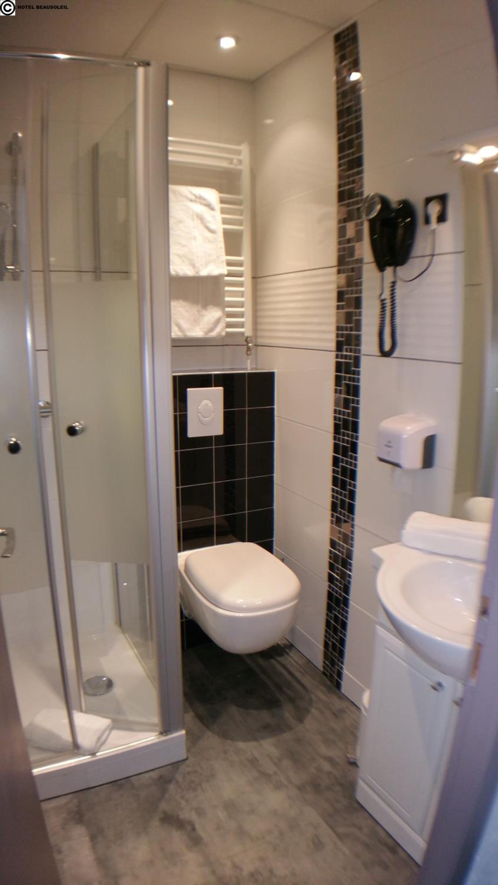 Twin Room With City View photo 3