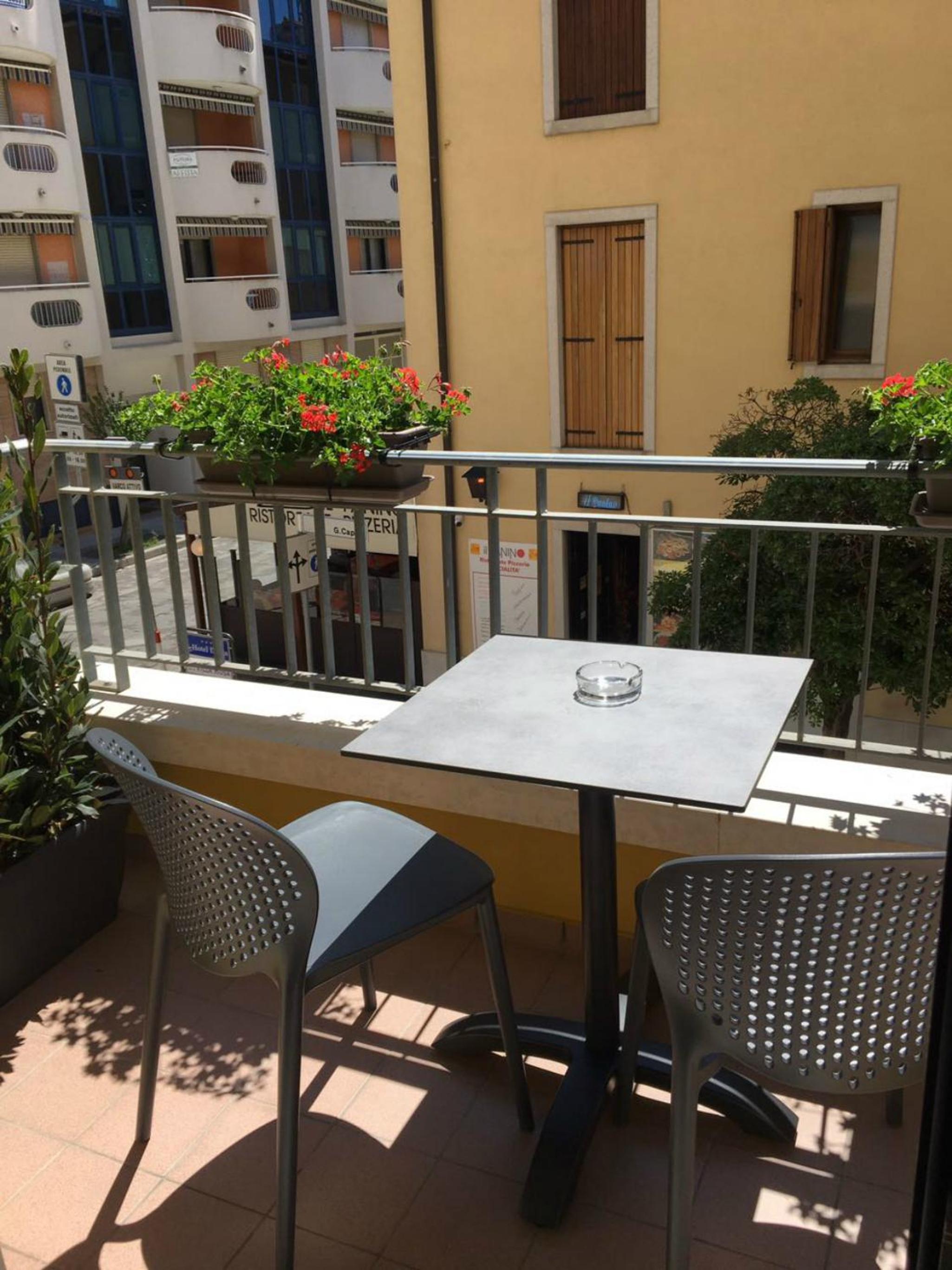 Single Room with Terrace