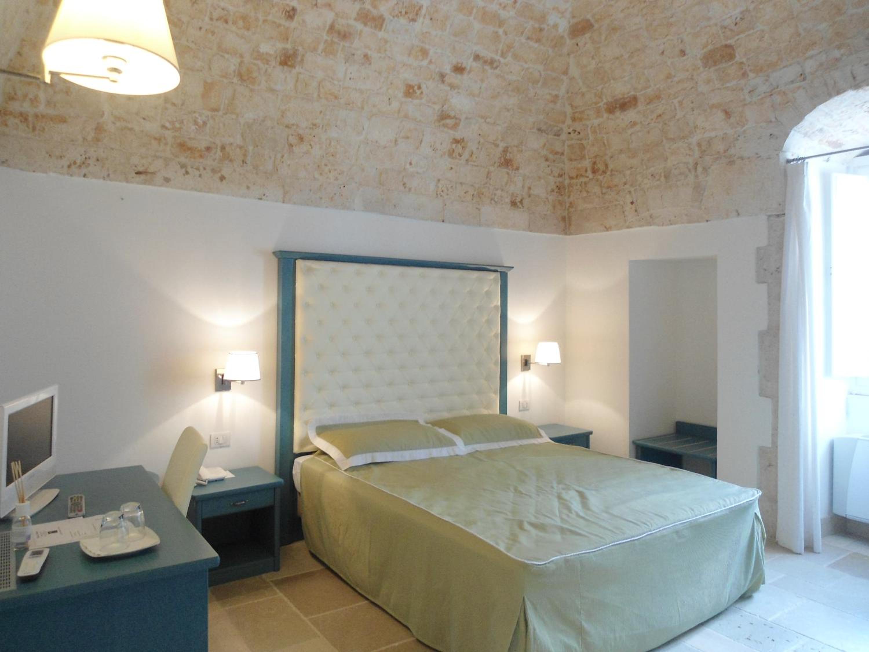 Deluxe Double Room - Photo 1