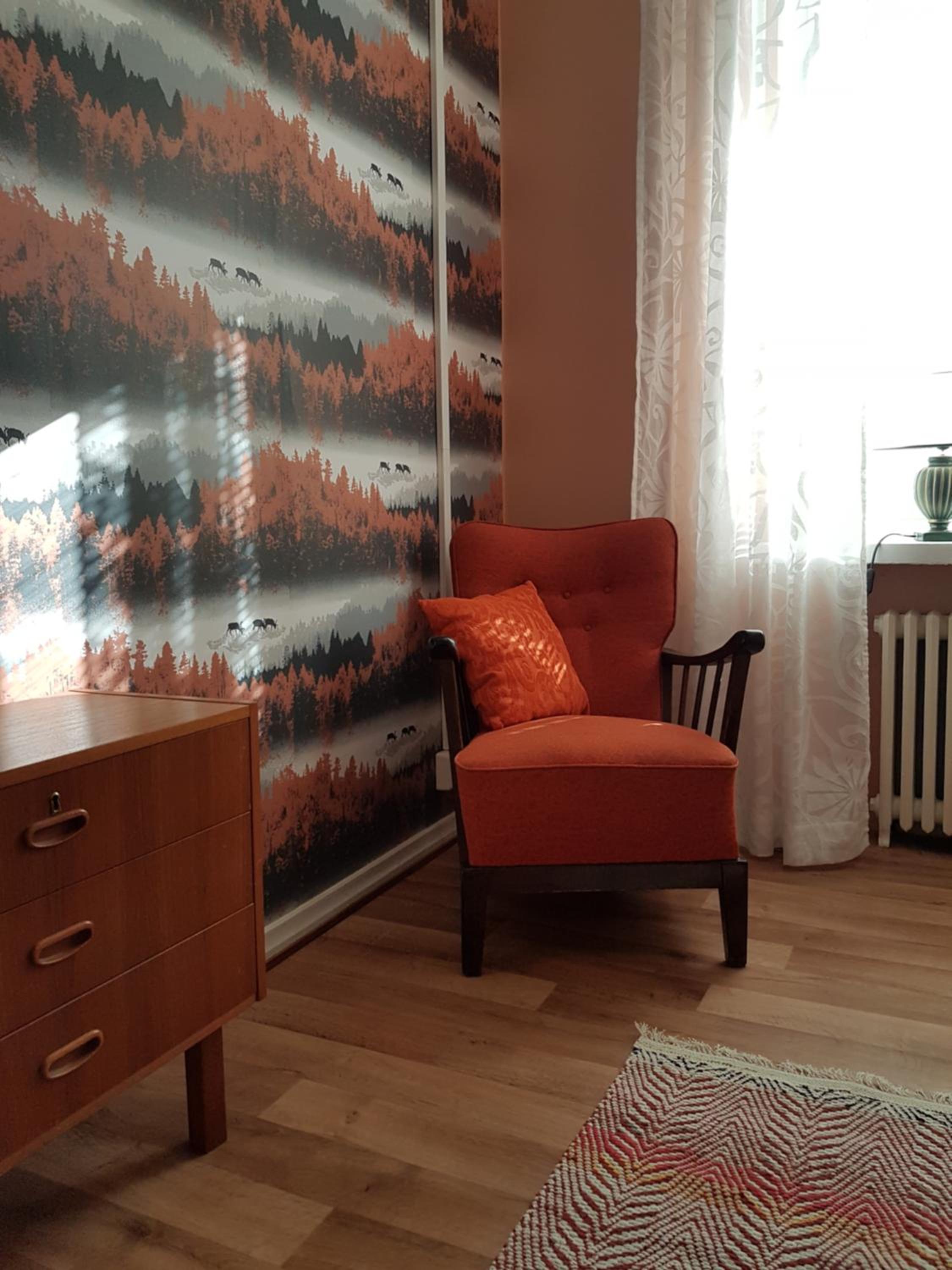 Single Room with Shared Bathroom