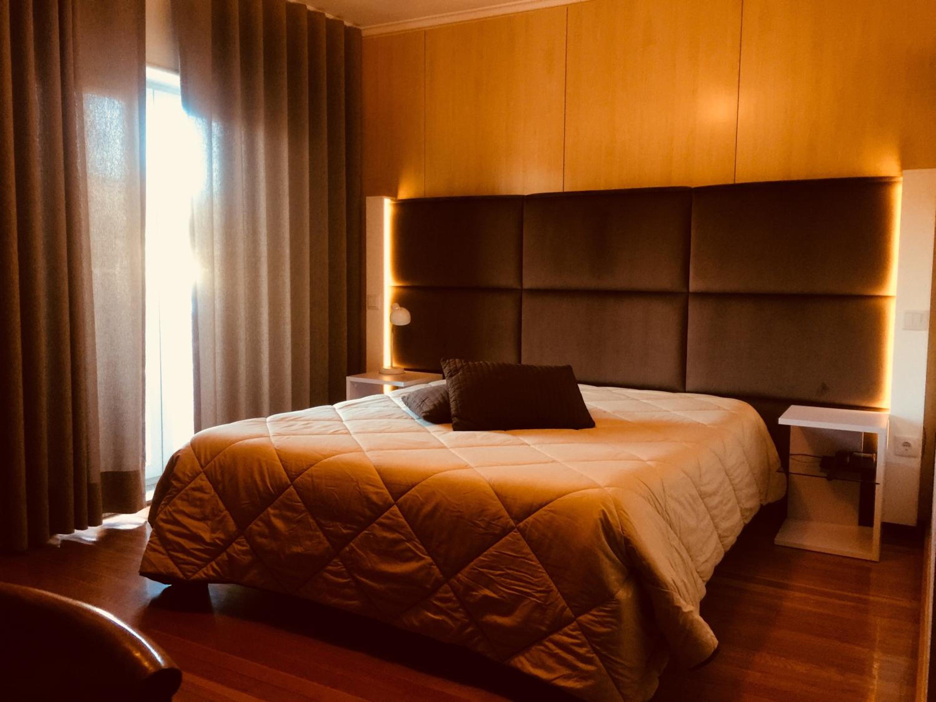 Double Room with Balcony - Photo 1