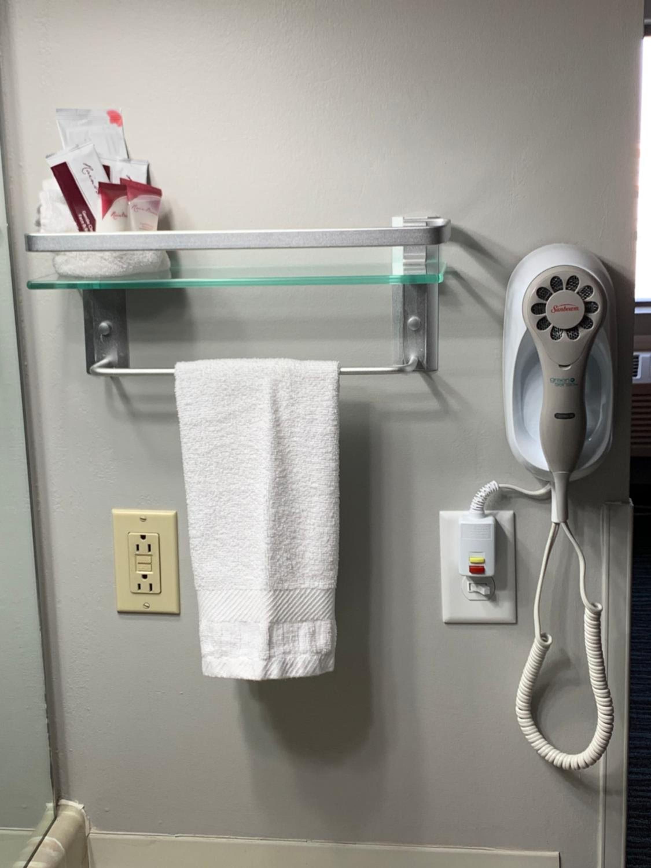 Double Room - Disability Access photo 2