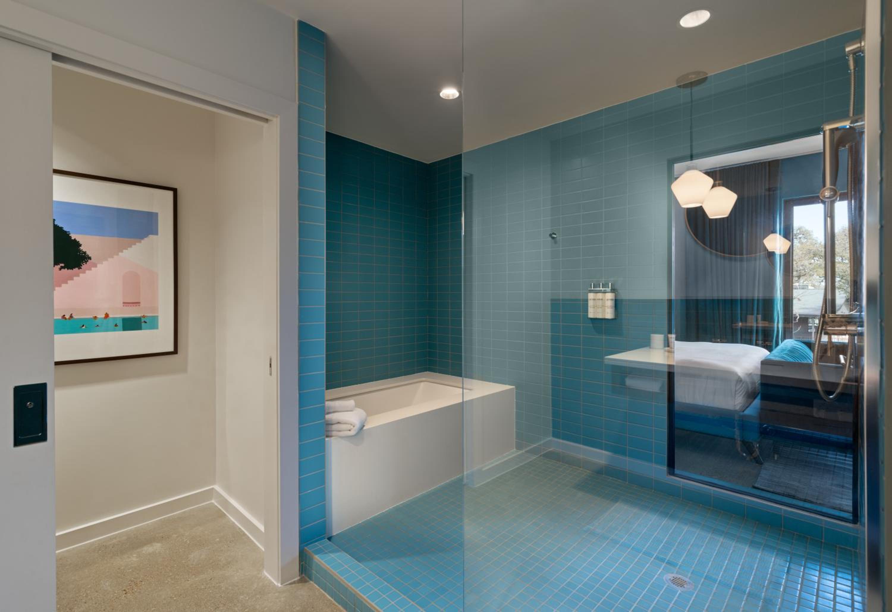 King Suite with Balcony photo 3