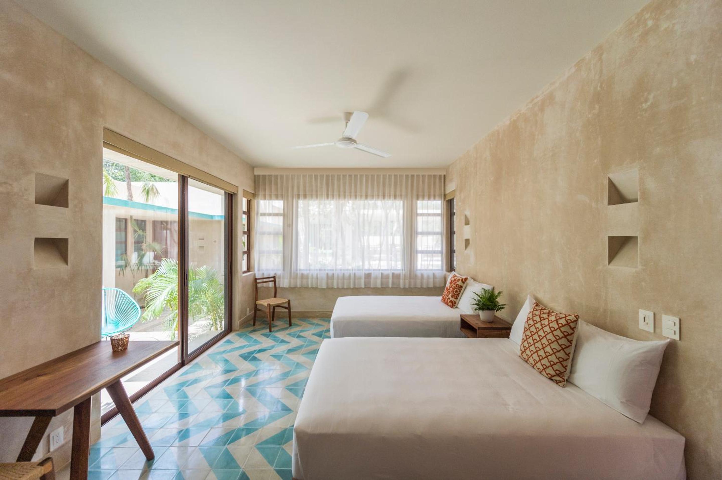 Deluxe Double Suite - Photo 2