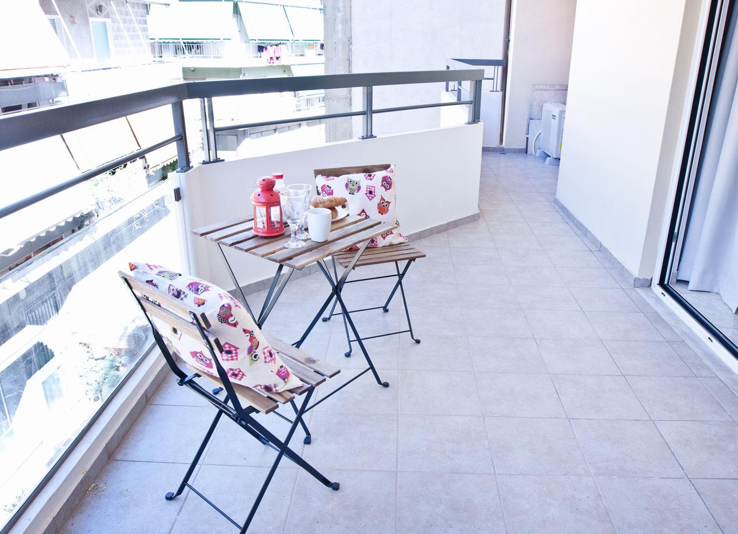 One-Bedroom Apartment photo 2