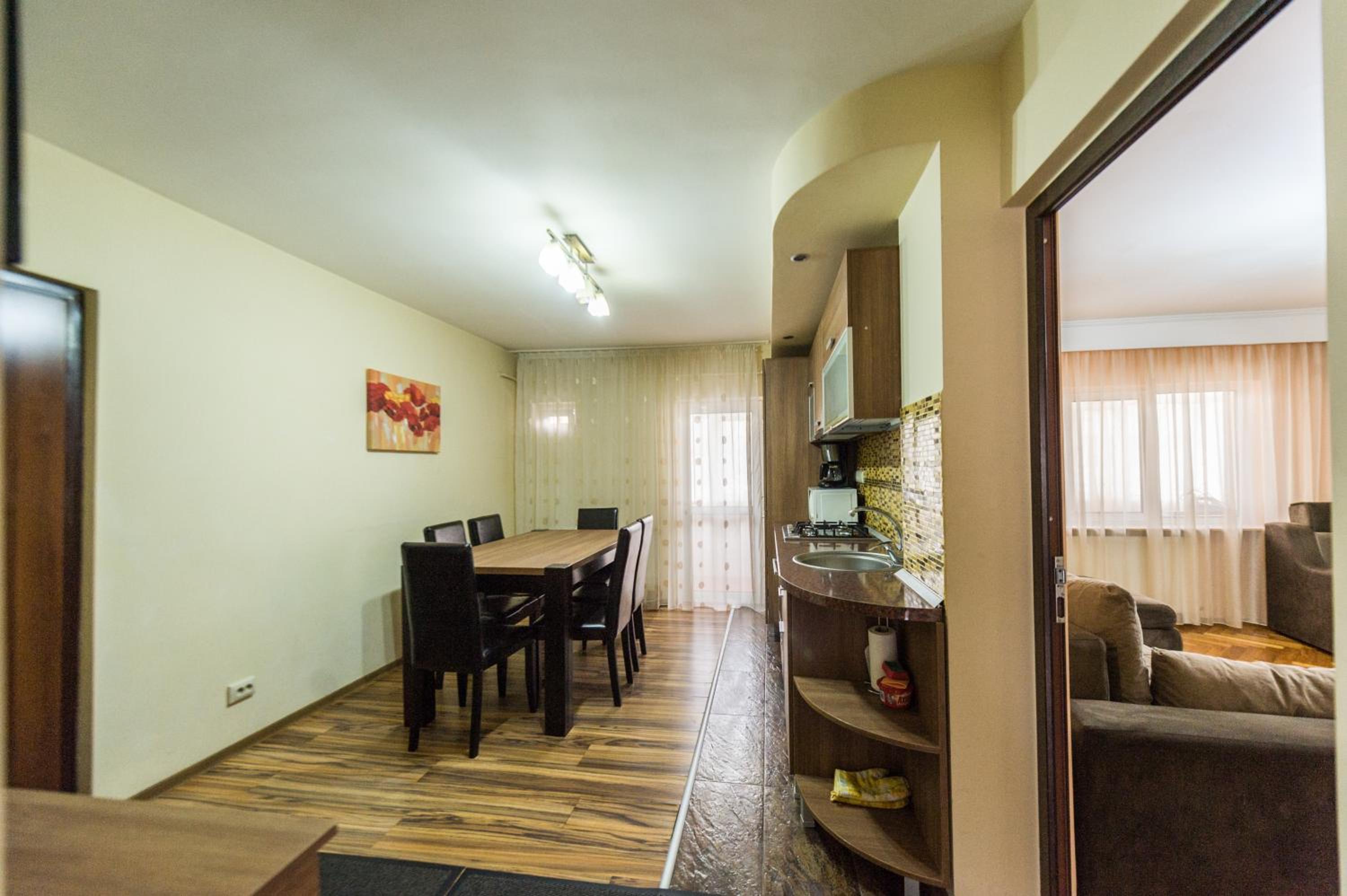Three-Bedroom Apartment - Photo 23