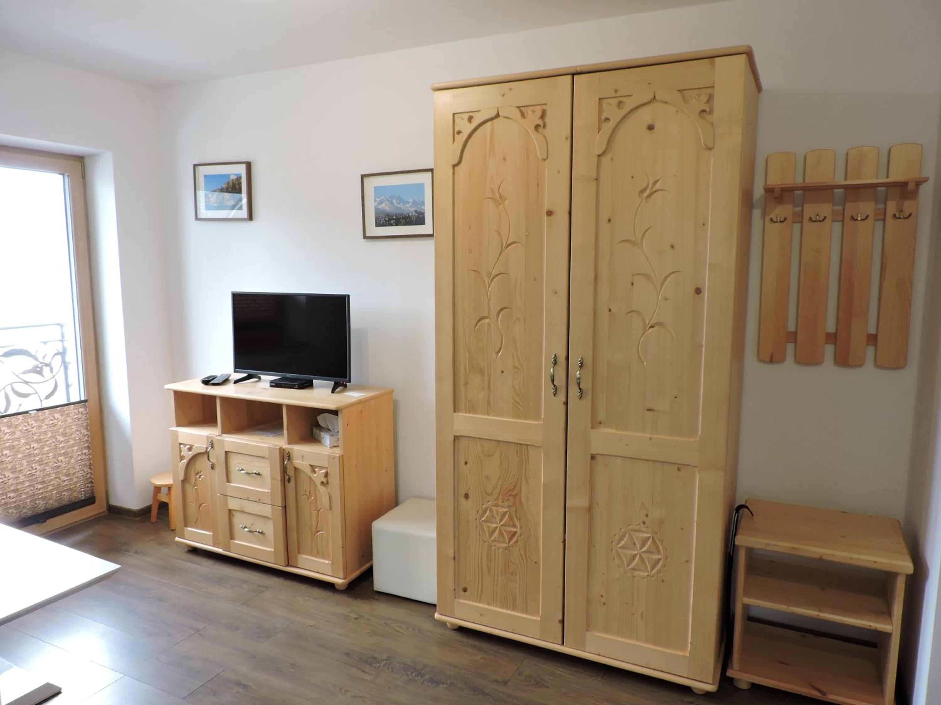 Studio Apartment photo 2