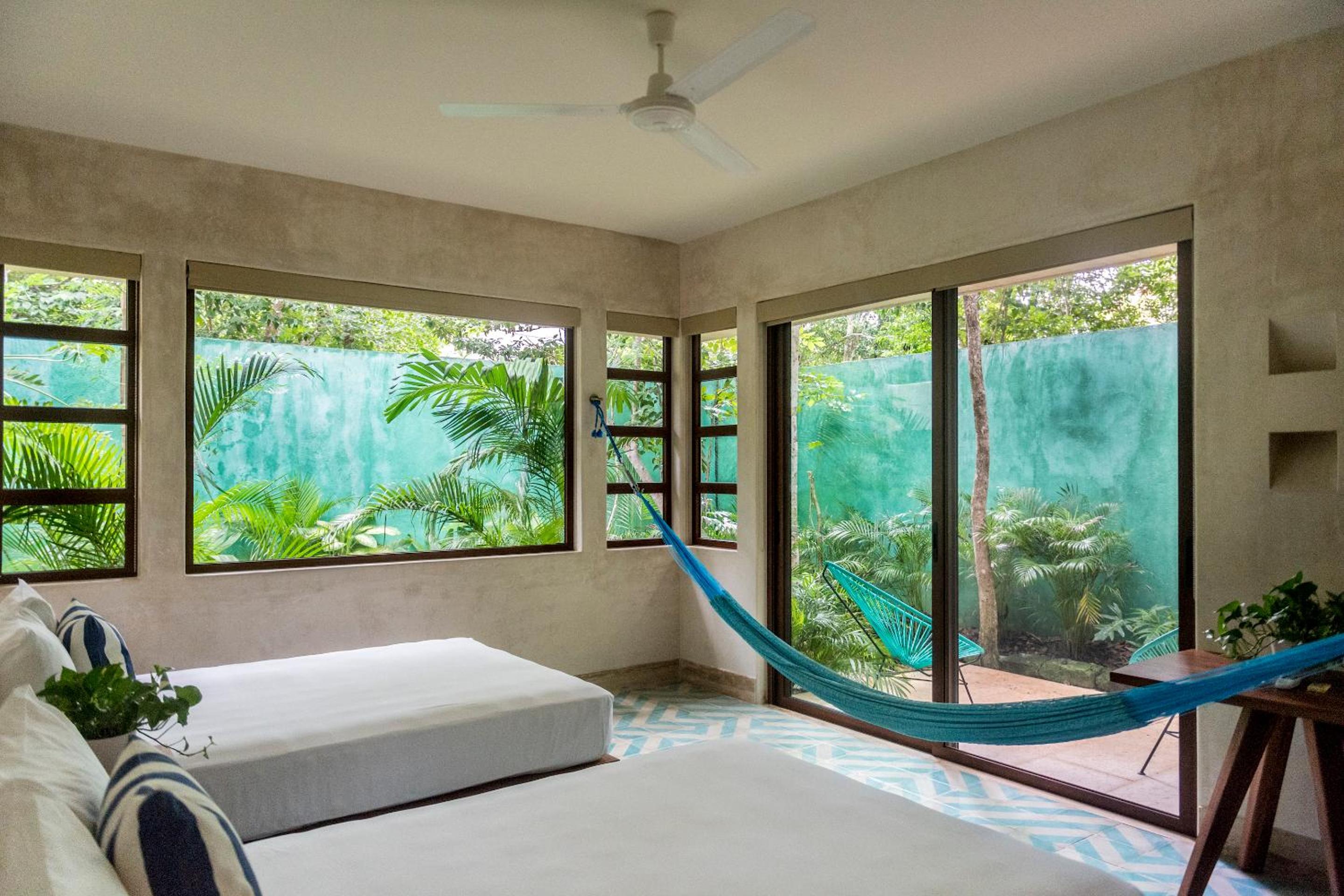 Deluxe Double Suite - Photo 14