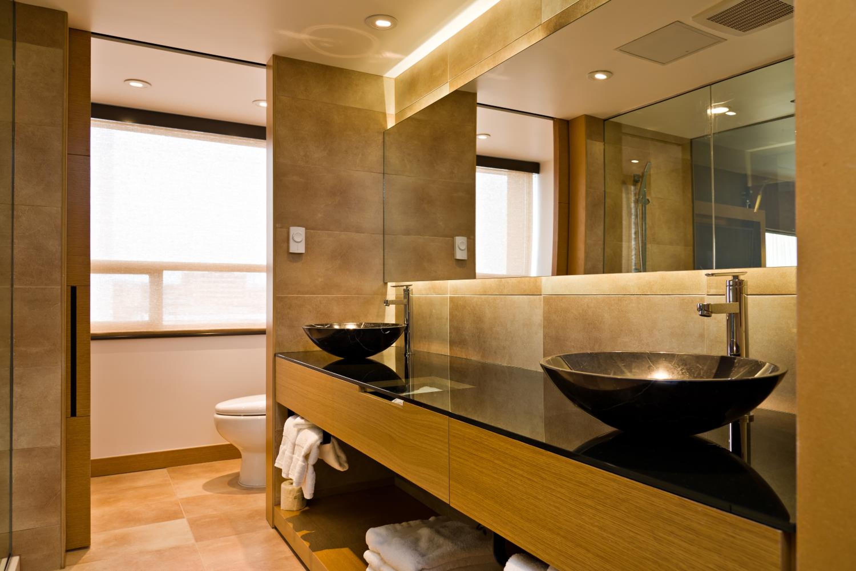 Executive King Suite - Non-Smoking photo 2