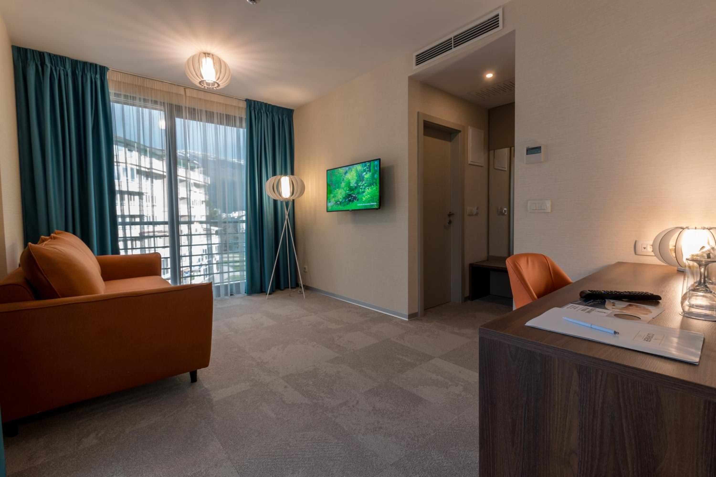 Deluxe Double Room - Photo 4