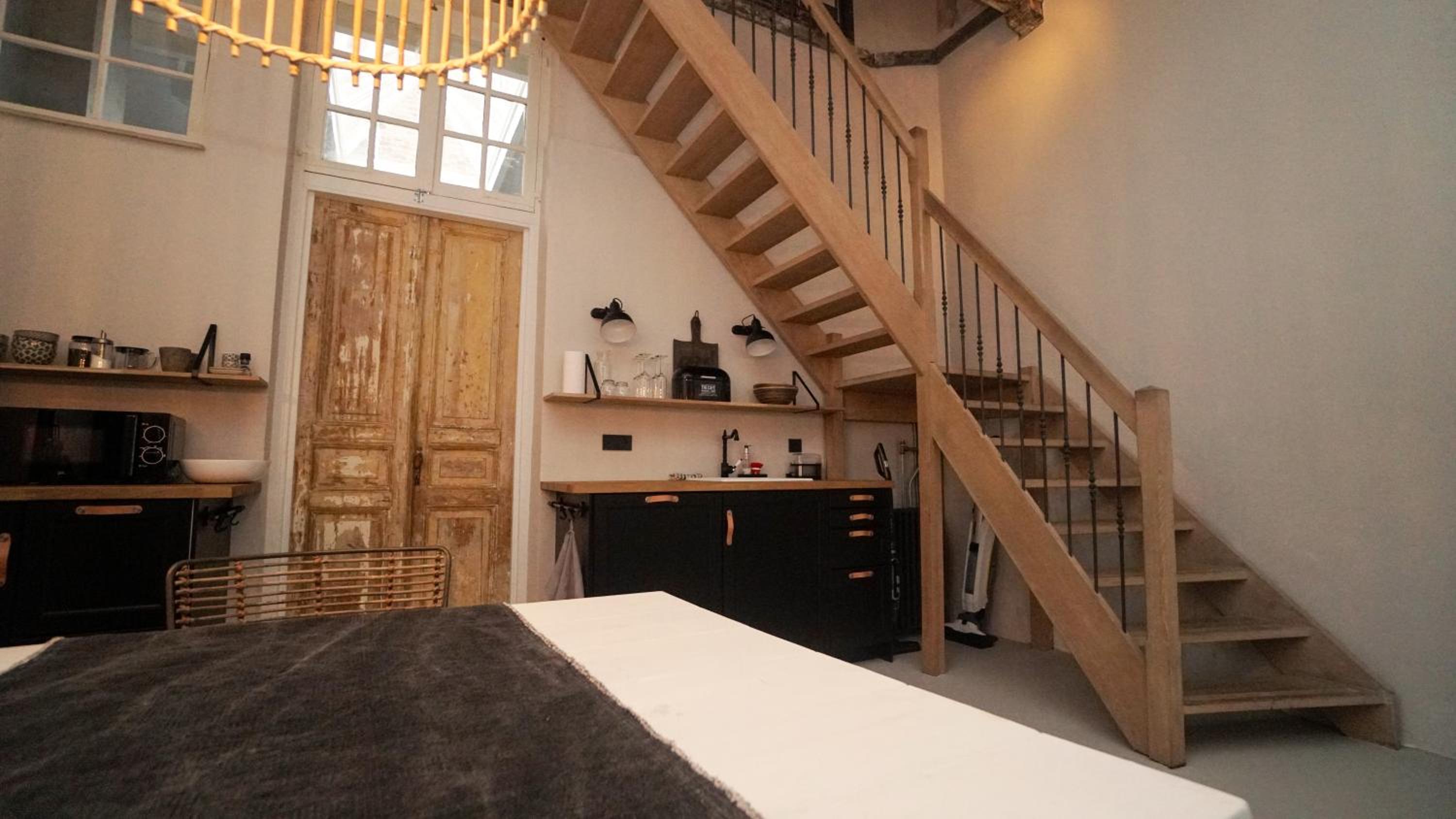 One-Bedroom House - Photo 7