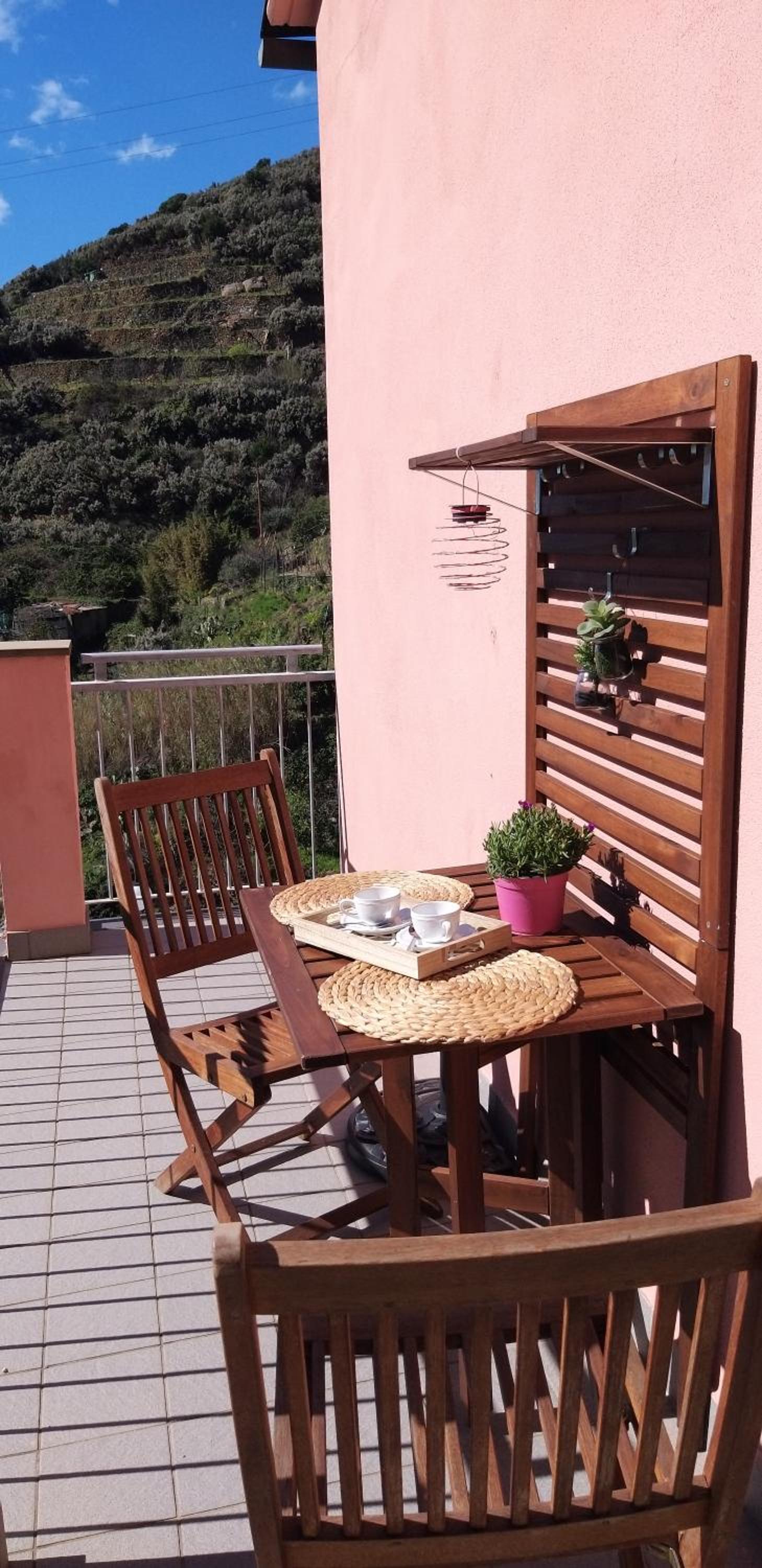 Two-Bedroom Apartment with Balcony and Sea View