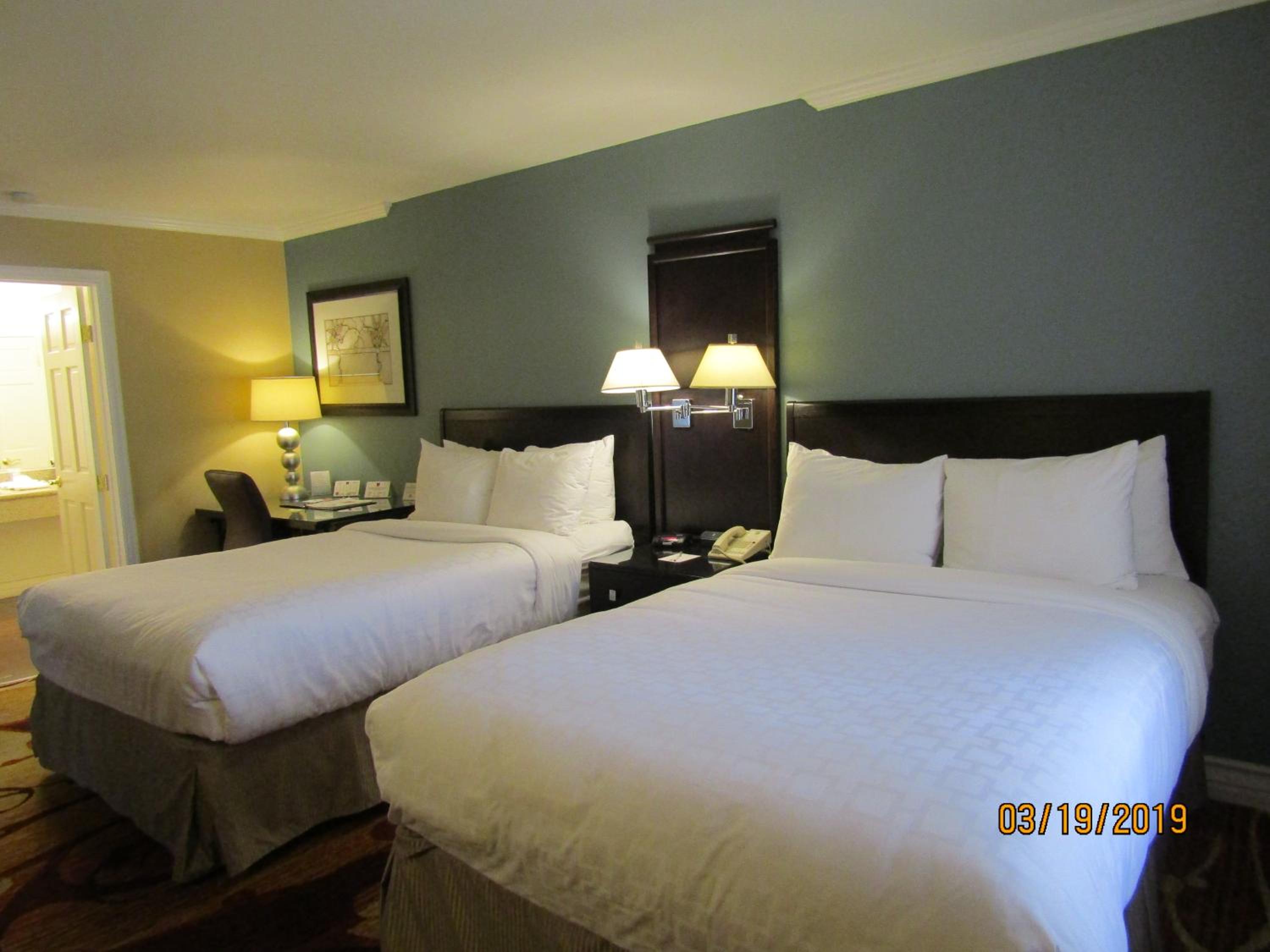 Standard Double Room with Two Double Beds - Photo 4
