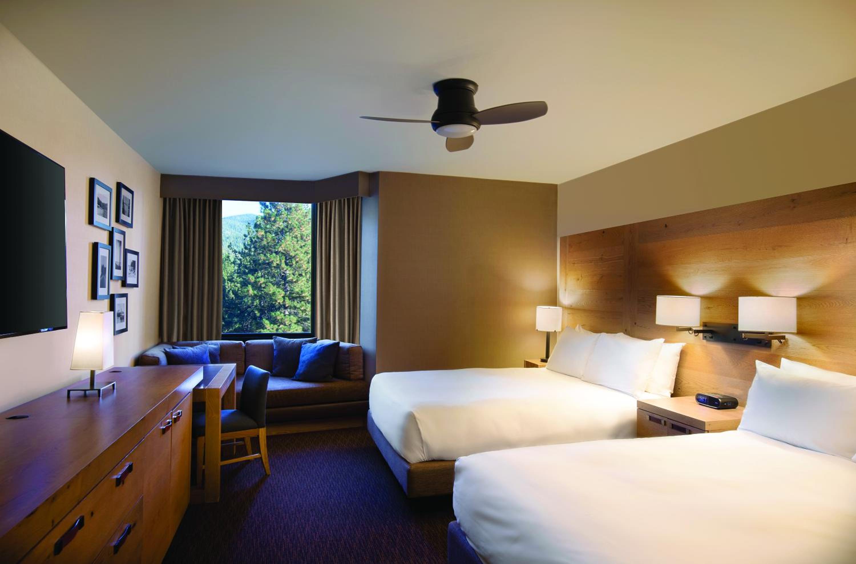Double Room with Two Double Beds - Photo 1