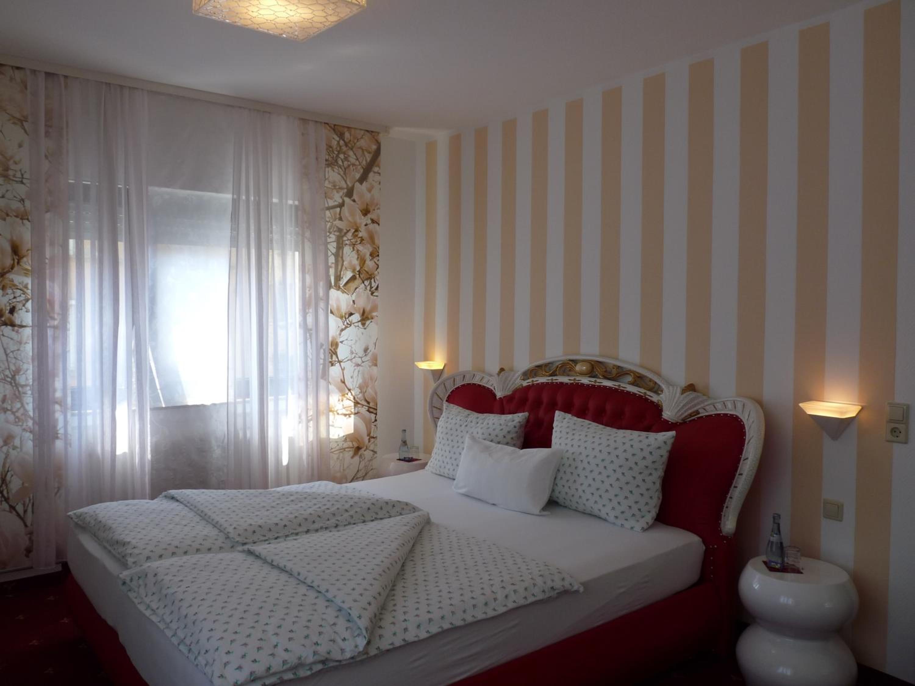 Double Room - Photo 4