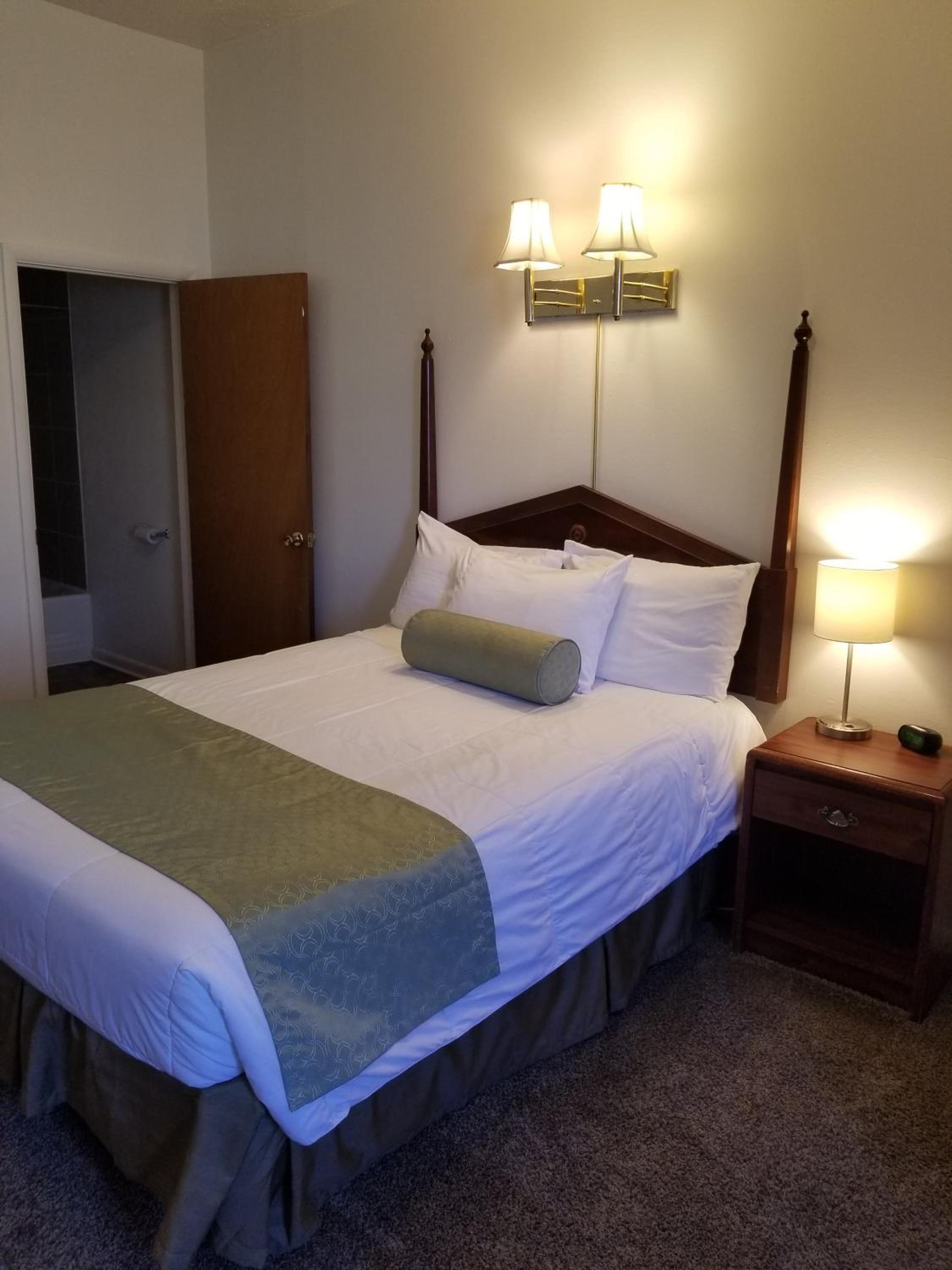 Double or Twin Room photo 1