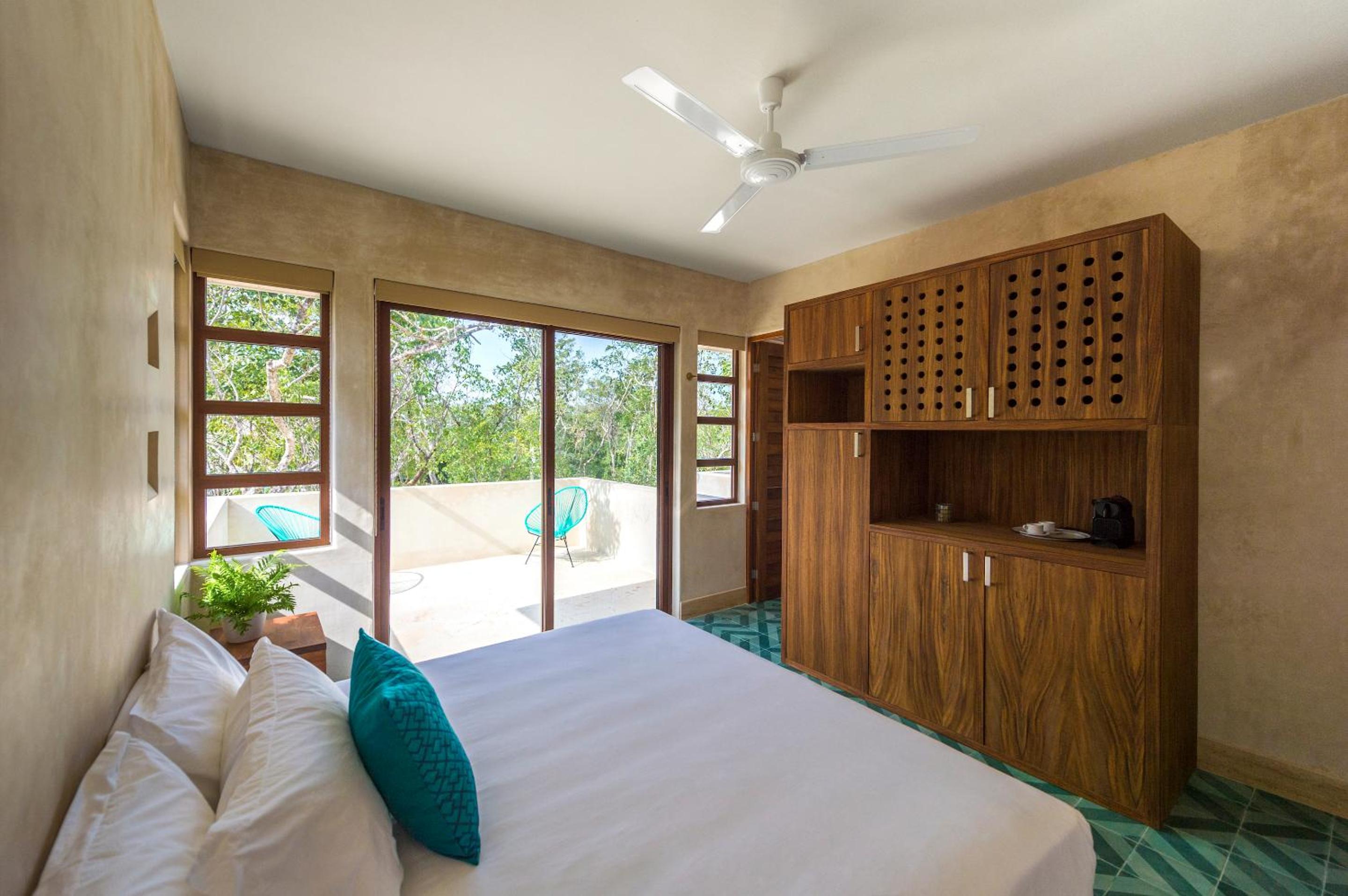 Panoramic Terrace King Suite - Photo 3