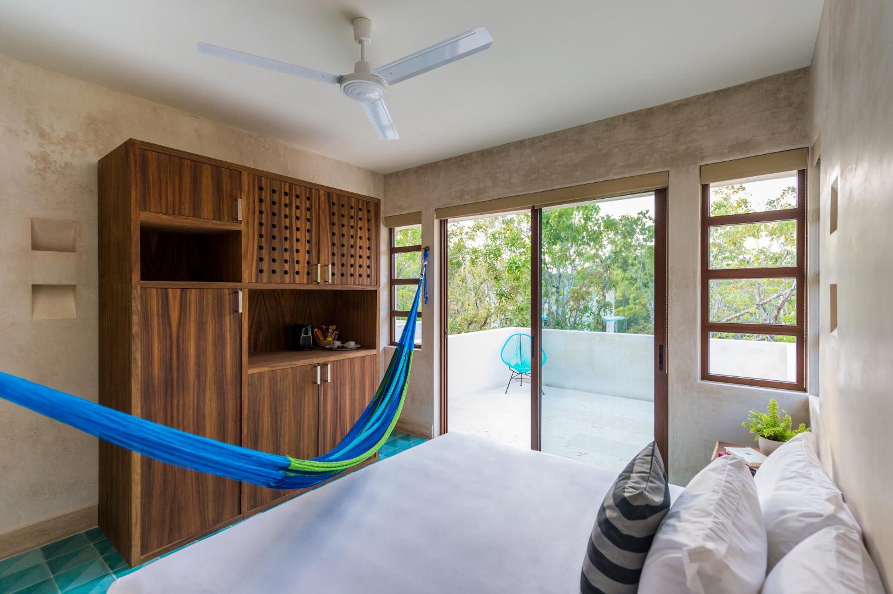 Panoramic Terrace King Suite - Photo 15