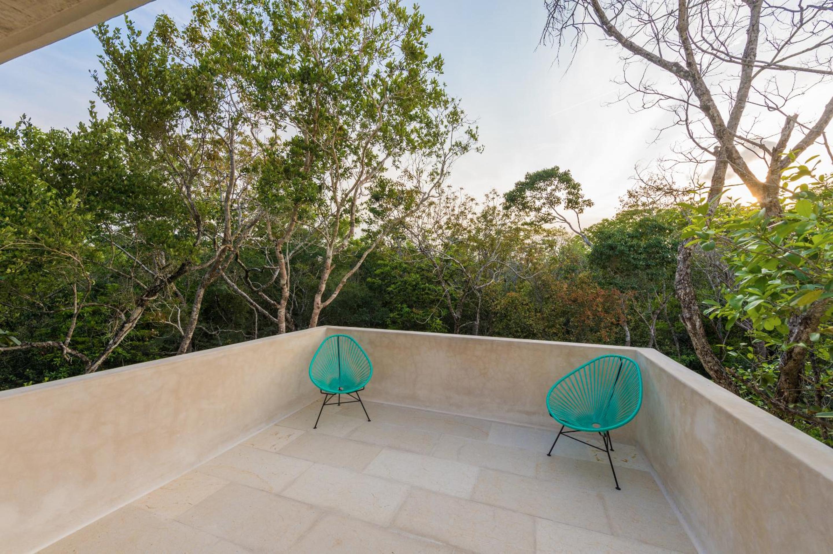 Panoramic Terrace King Suite - Photo 8
