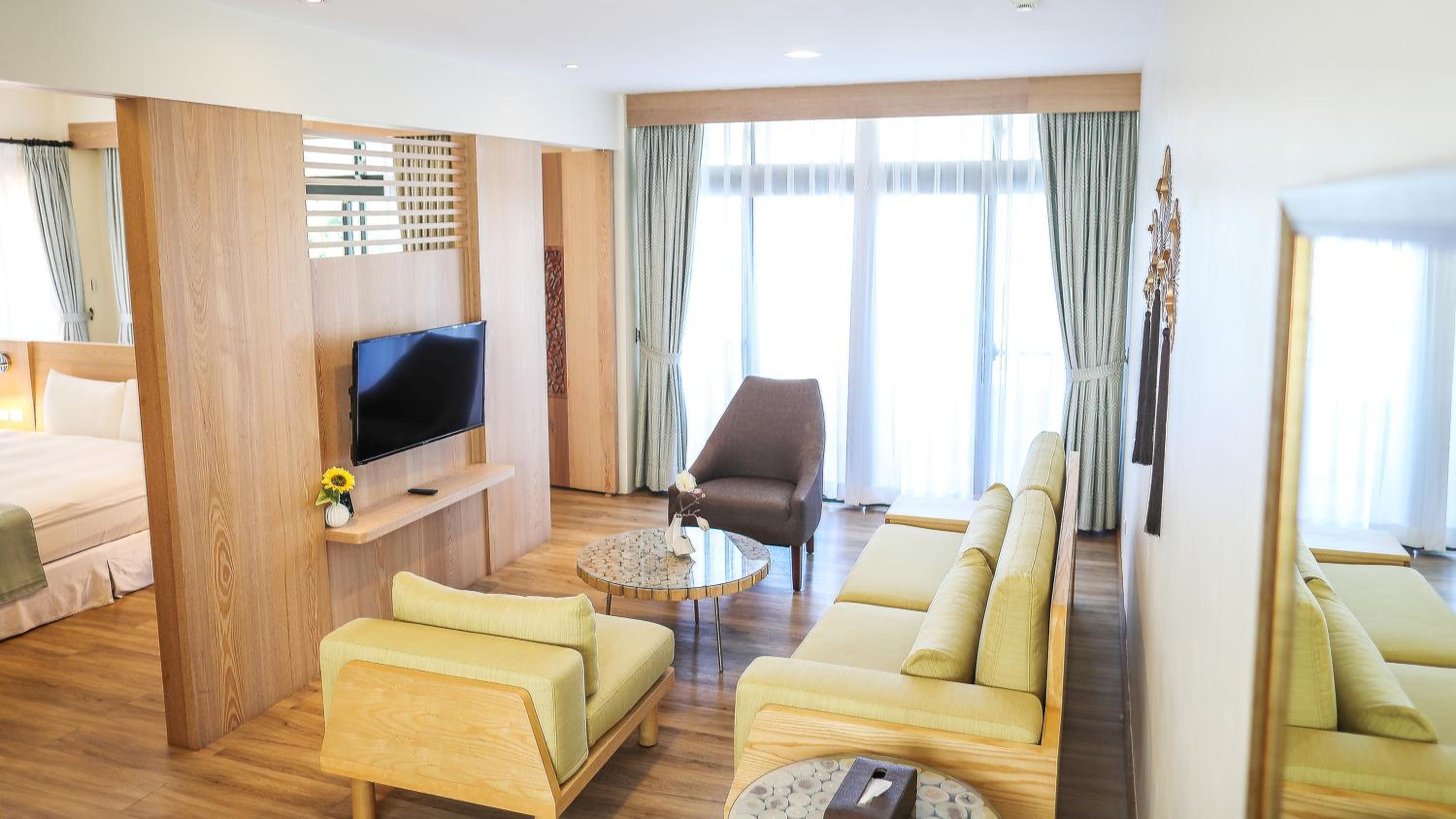 King Suite with Ocean View