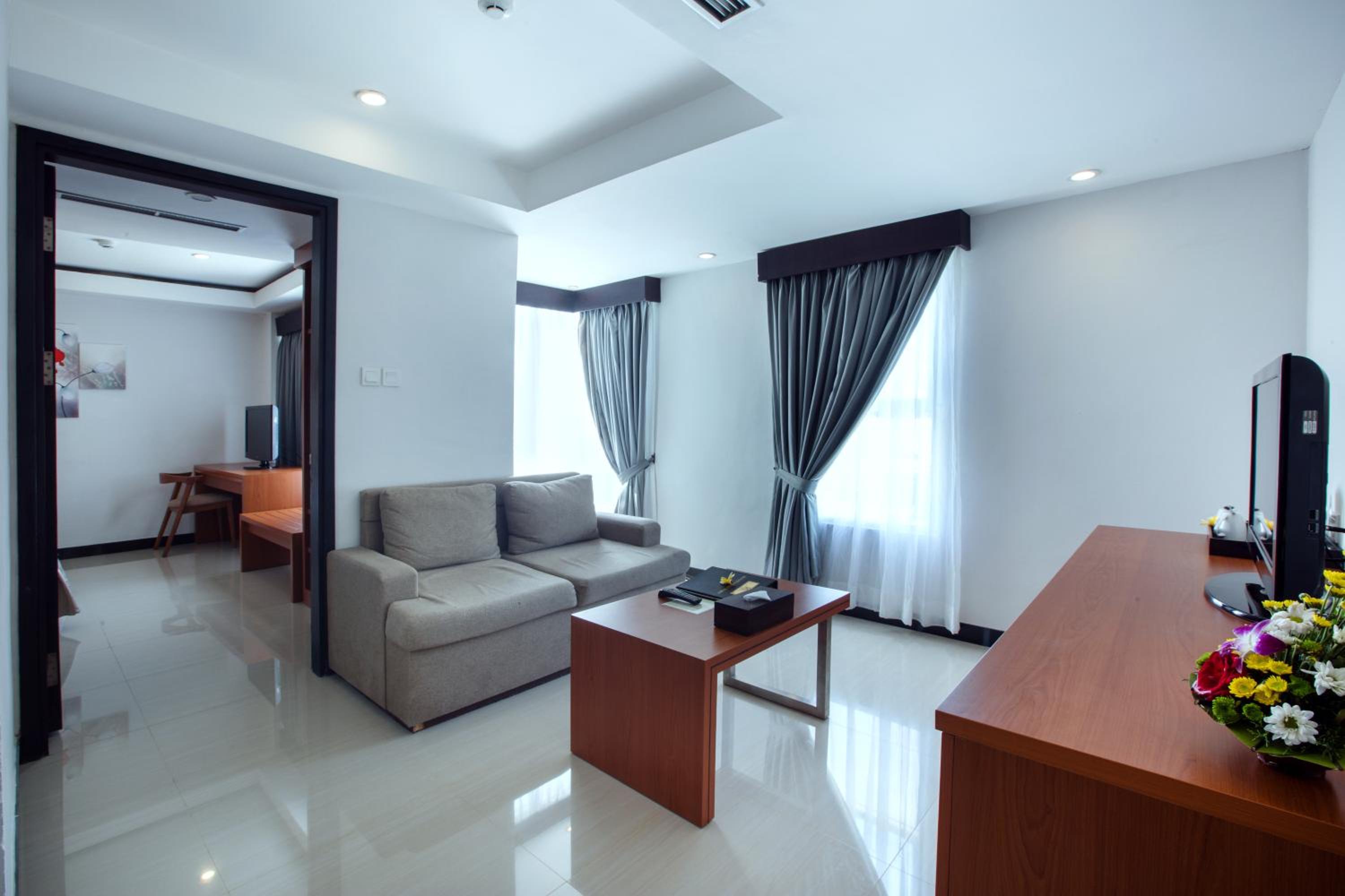 Suite Room with City View photo 3